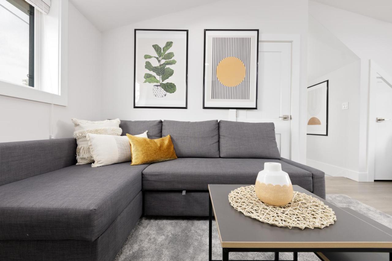 Newly Built Laneway 1 Bd Centrally Located * Vancouver