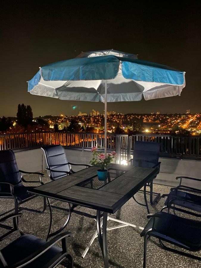 Bed & Breakfast Six Minutes To Rupert Station Vancouver