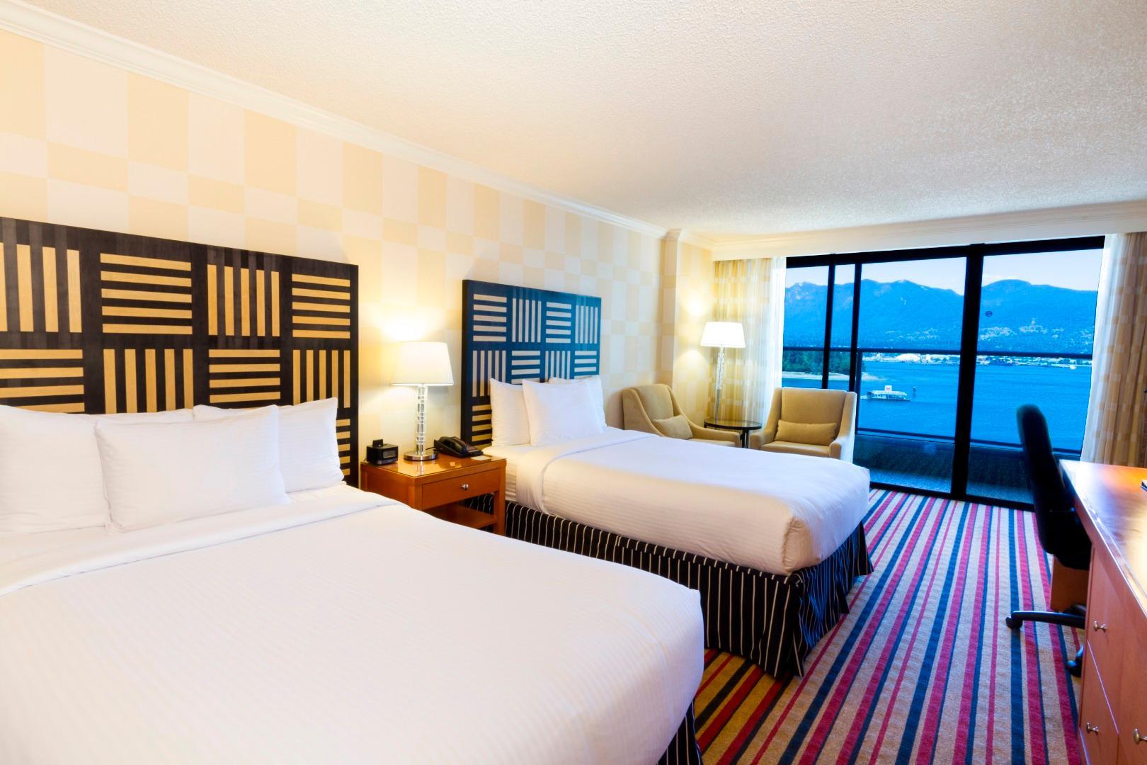 Pinnacle Harbourfront Hotel