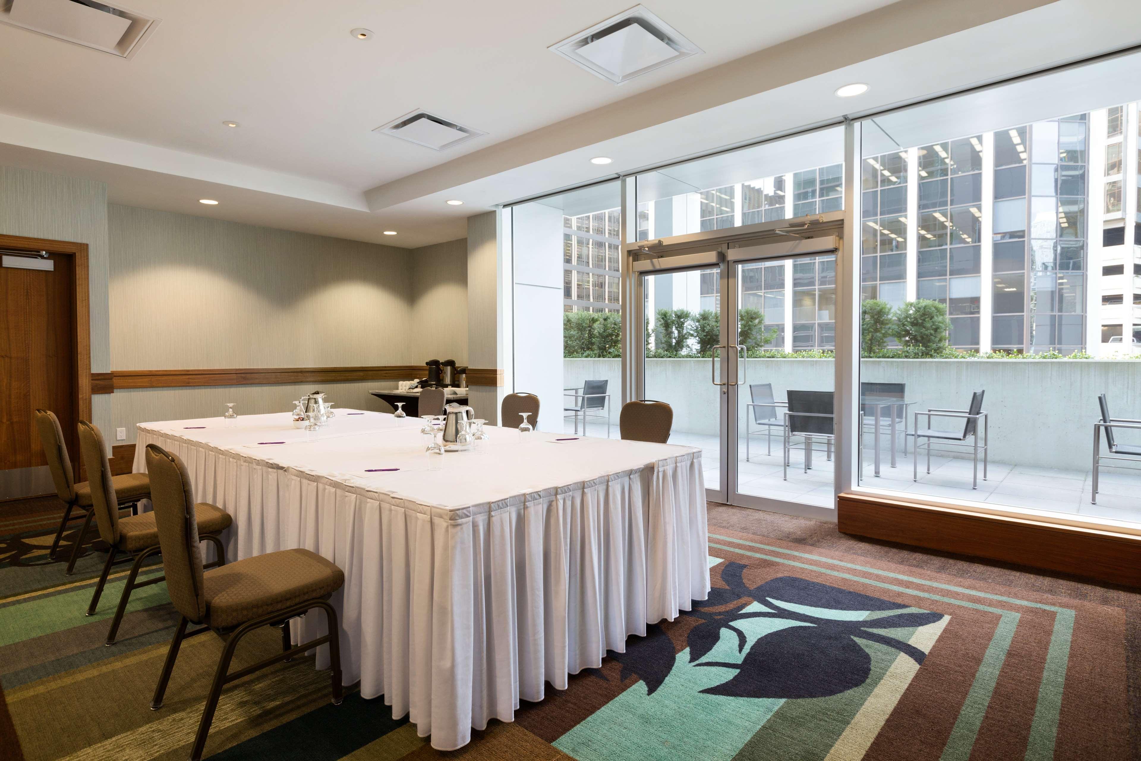 Hotel Coast Coal Harbour By Apa Vancouver