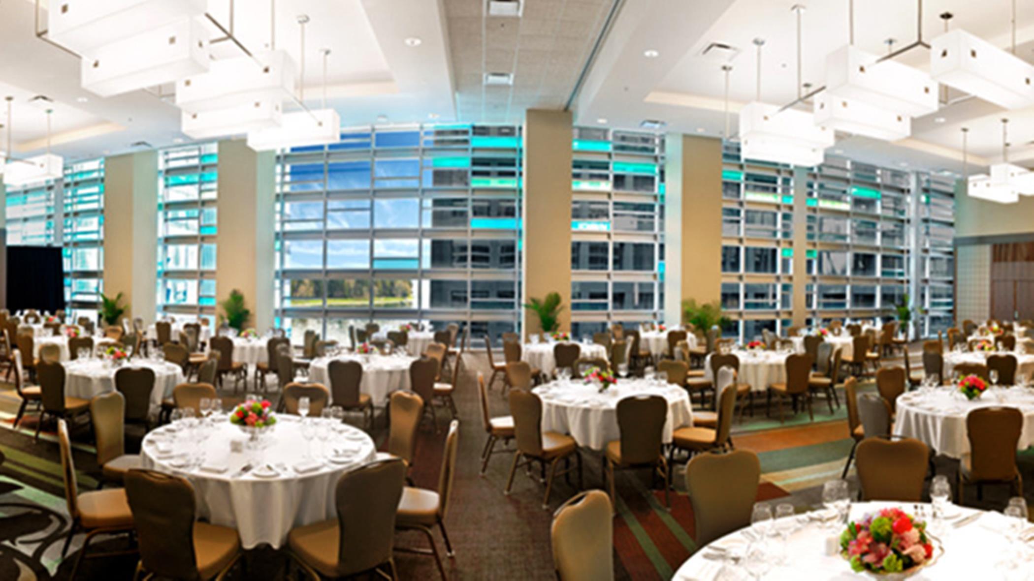 Coast Coal Harbour By Apa Hotel 4*