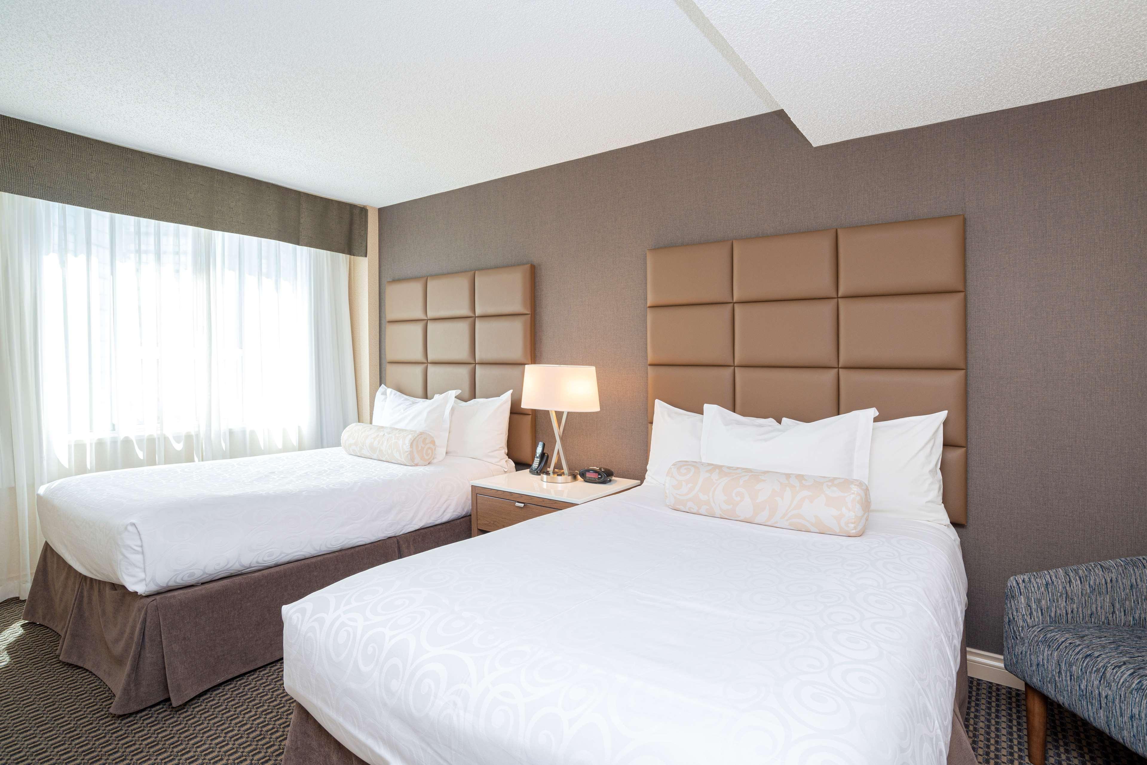 Hotel Western Premier Chateau Granville & & Conference Centre 4*