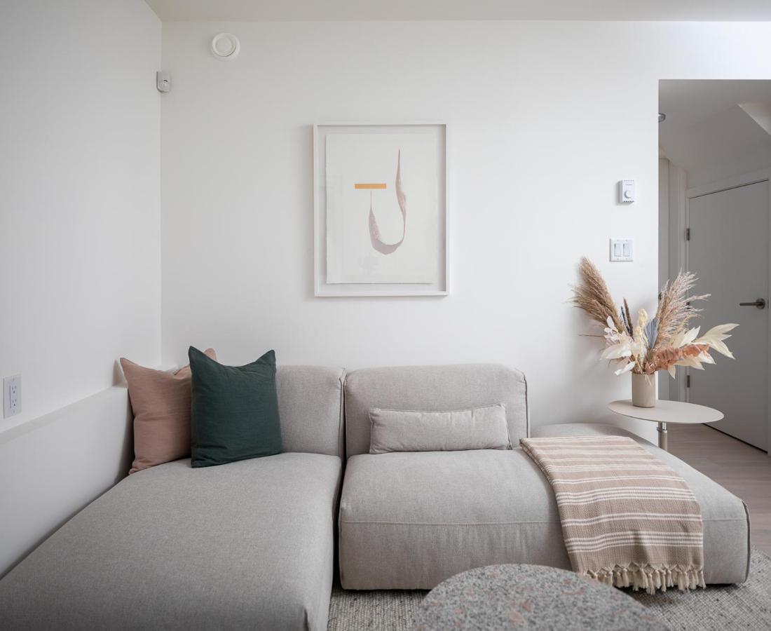 Lovely 2 Bedroom In East Vancouver