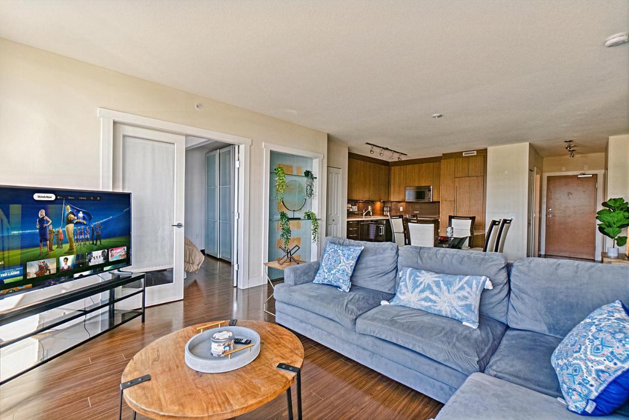 Marvelous 2 Bedroom With Stunning Downtown Views! Apartment *