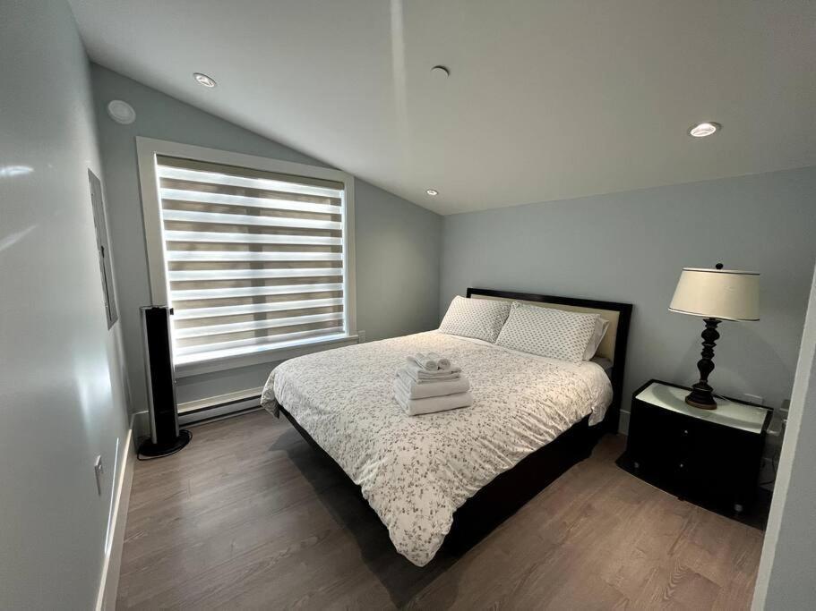 Entire Brand New 3 Bed 2 Bath Holiday home *