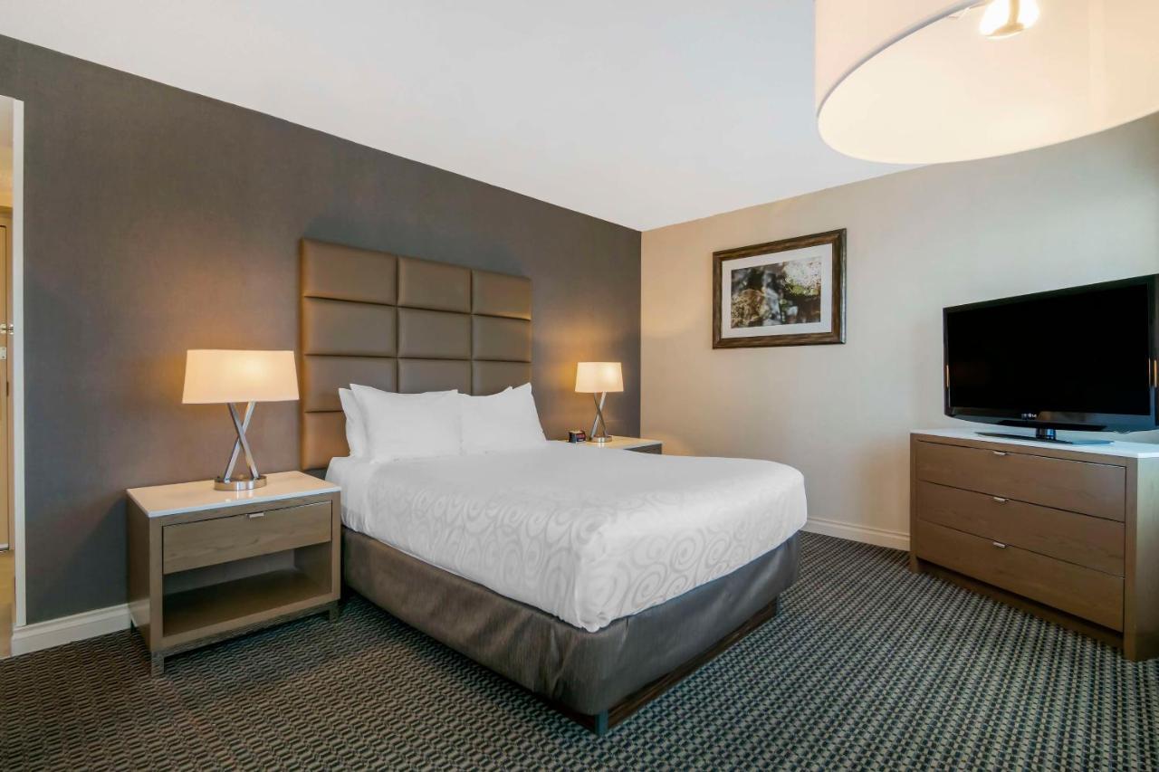 Western Premier Chateau Granville & & Conference Centre Hotel 4*