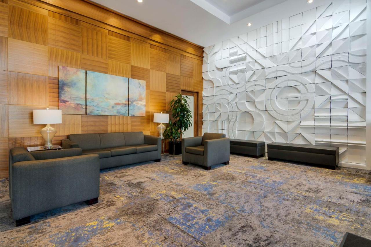 Hotel Western Premier Chateau Granville & & Conference Centre 4*