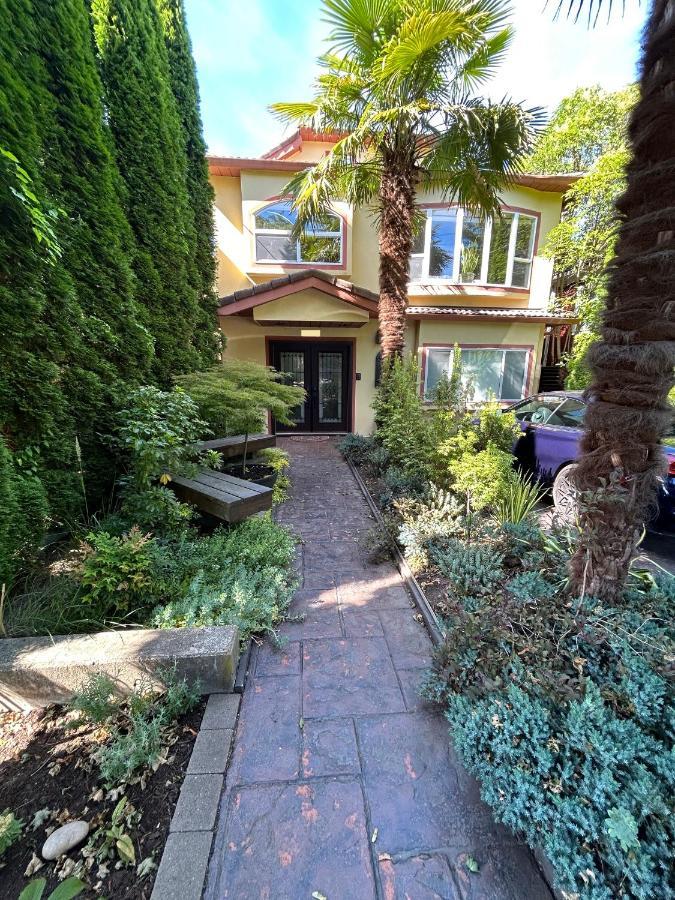 Garden Oasis Near Popular Main Street