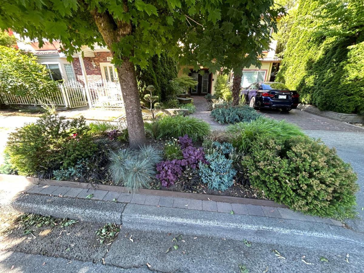 Garden Oasis Near Popular Main Street * Vancouver