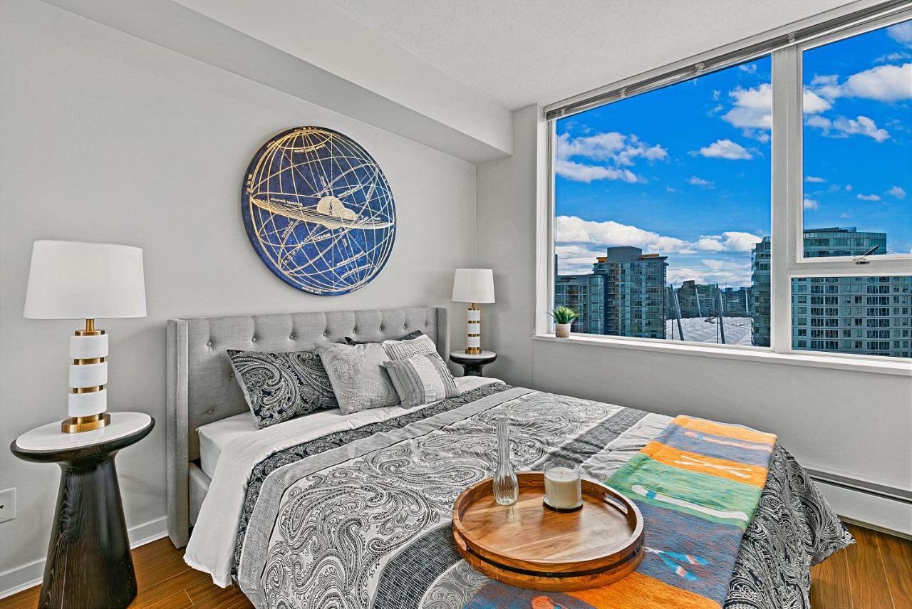 Luxe 2 Bedroom With Panoramic Views Of Vancouver