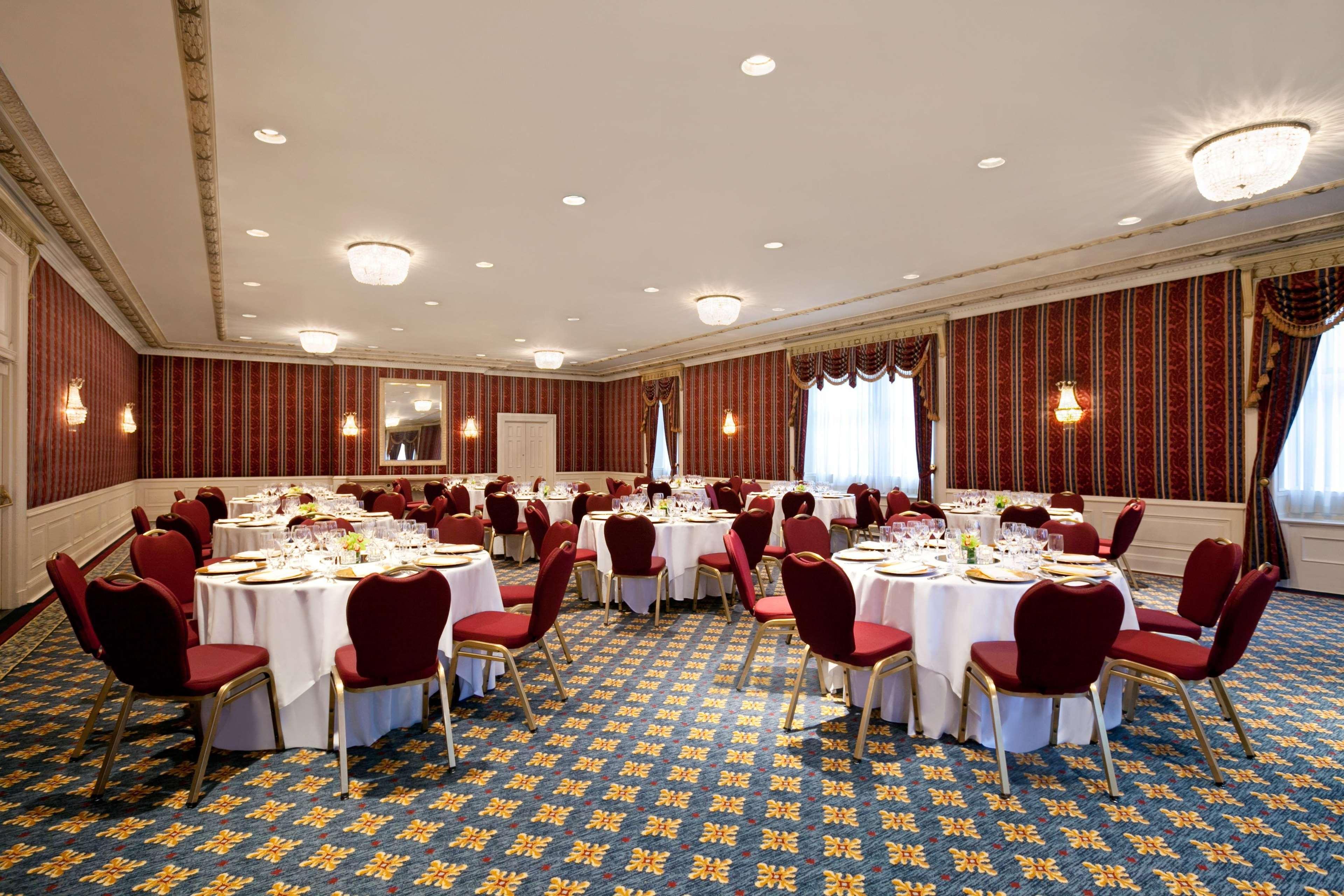Fairmont Hotel 5*