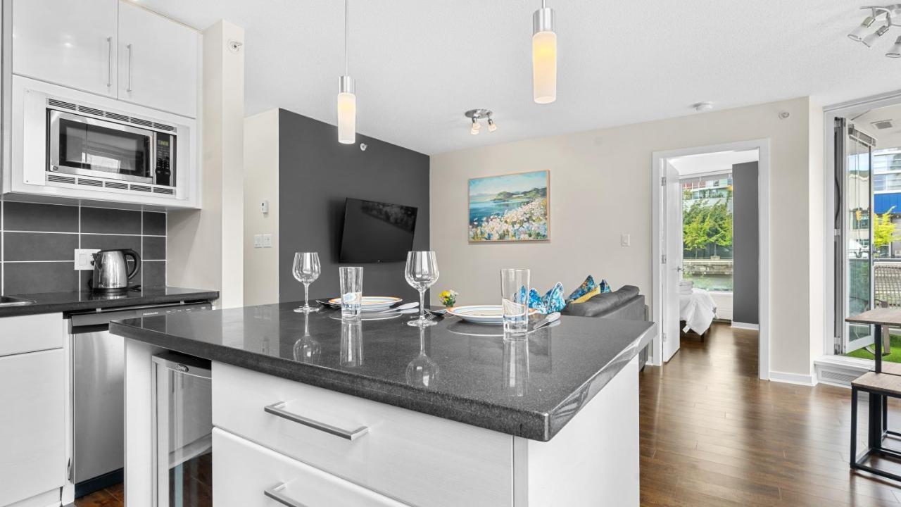 Apartment El Tesoro In The Heart Of W/ Air Con, Pool, And Free Parking *