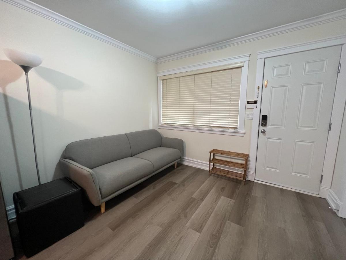 Private 1 Bed 1 Bath 15 Mins Yvr And Downtown 舒适安静 Vancouver