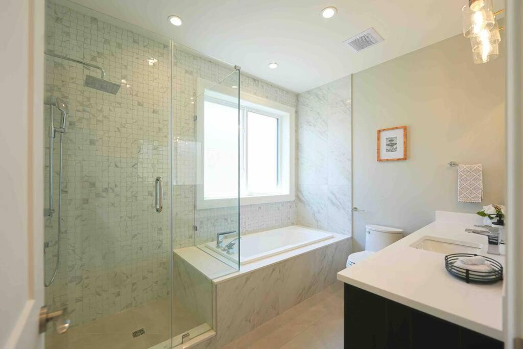 Villa Four Bedrooms New Lovely Duplex -1626 *