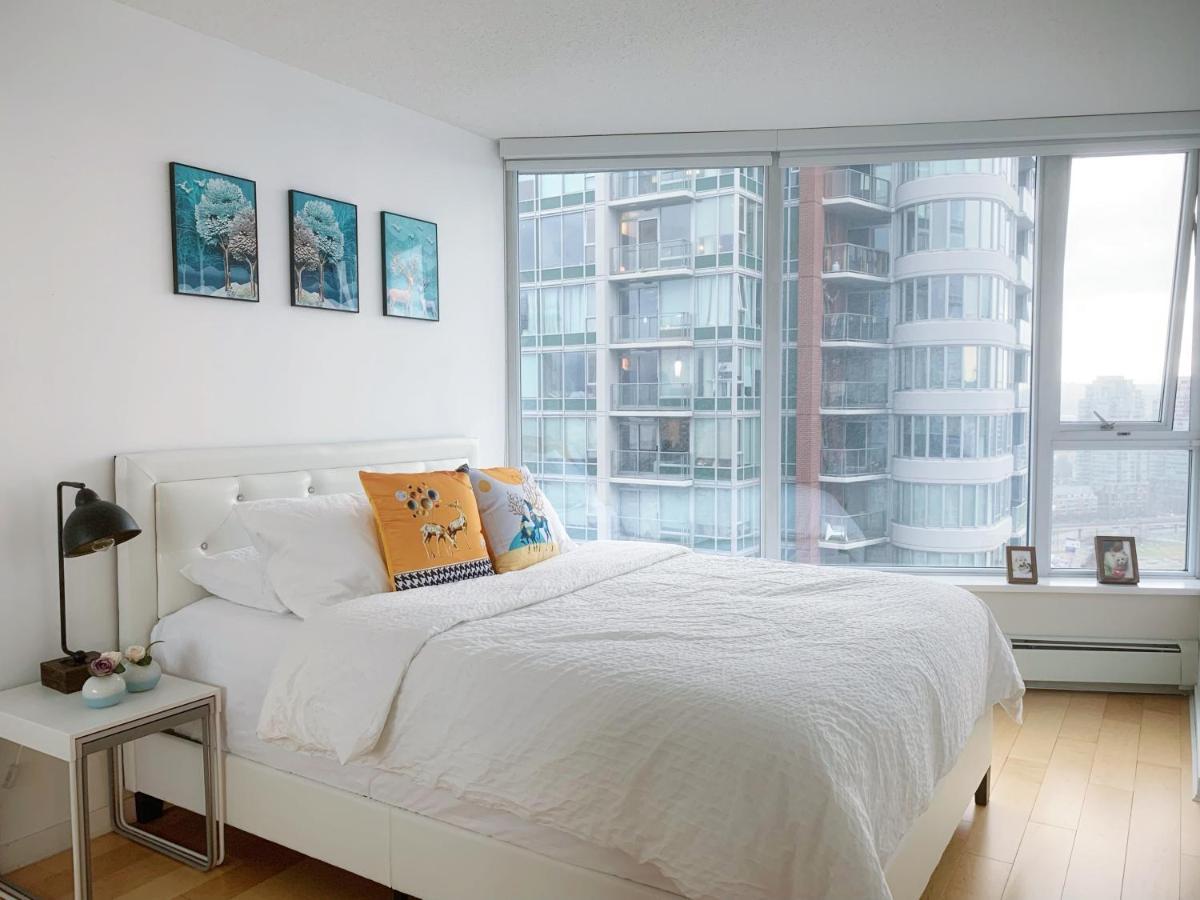 Downtown+amazing View+2bd/2ba Free Parking Apartment *