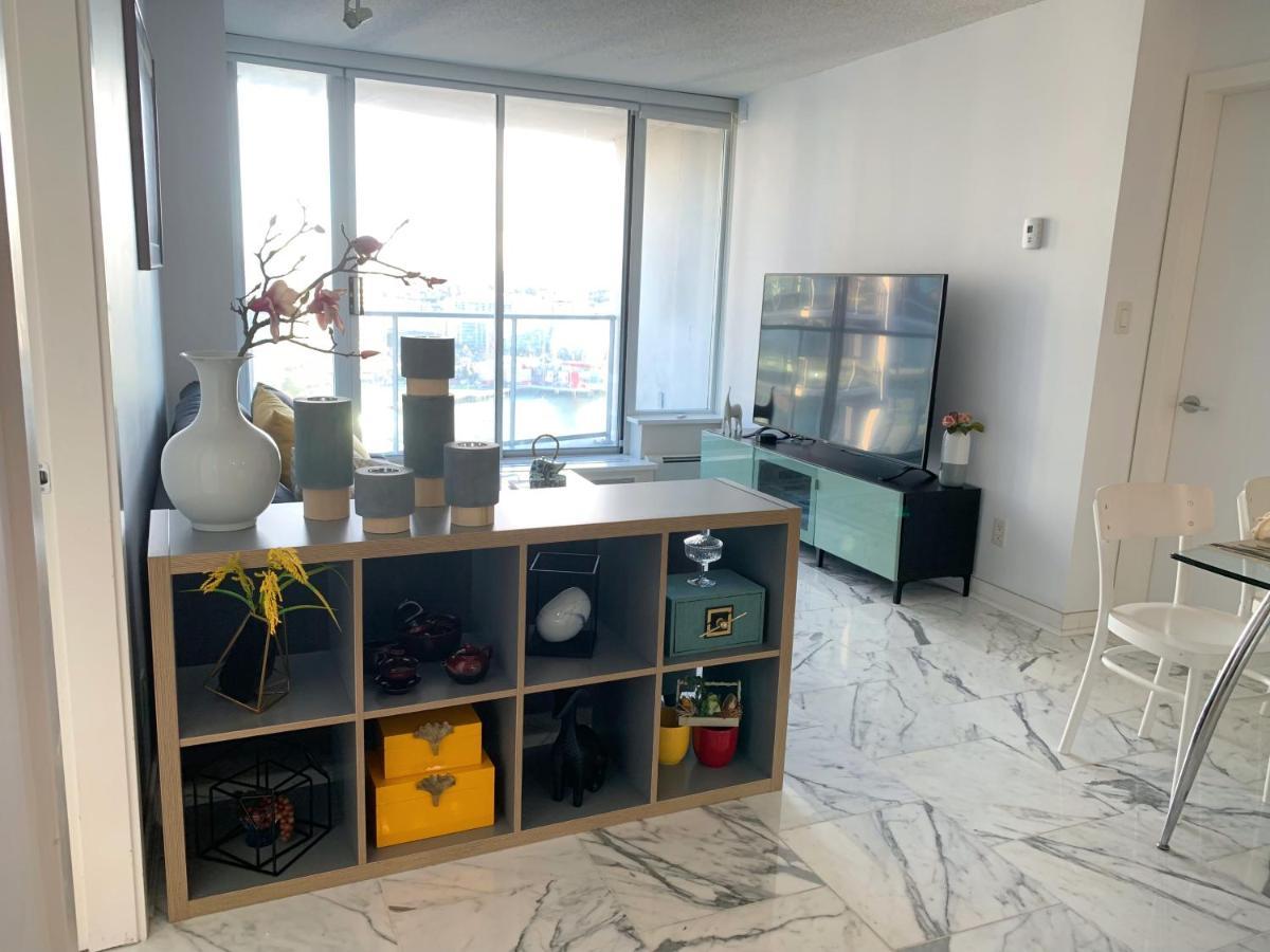 Downtown+amazing View+2bd/2ba Free Parking * Vancouver
