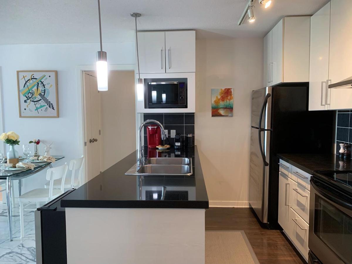Downtown+amazing View+2bd/2ba Free Parking Apartment