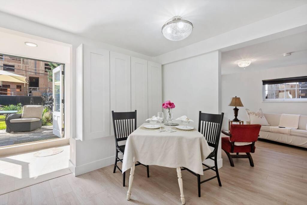 Carrington Chateau Apartment *