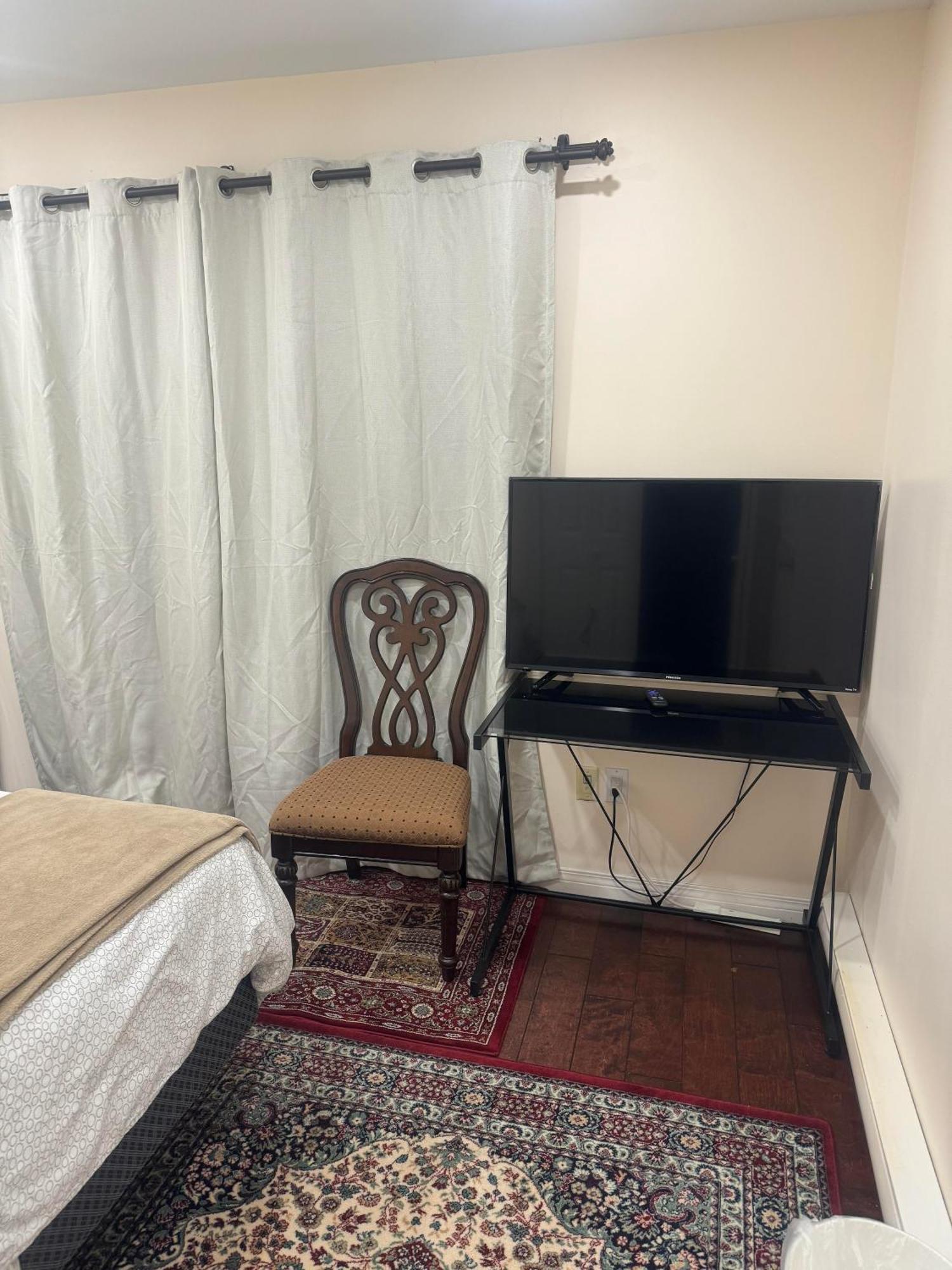 Comfortable Guest Near Downtown & Sights & Stores Homestay *