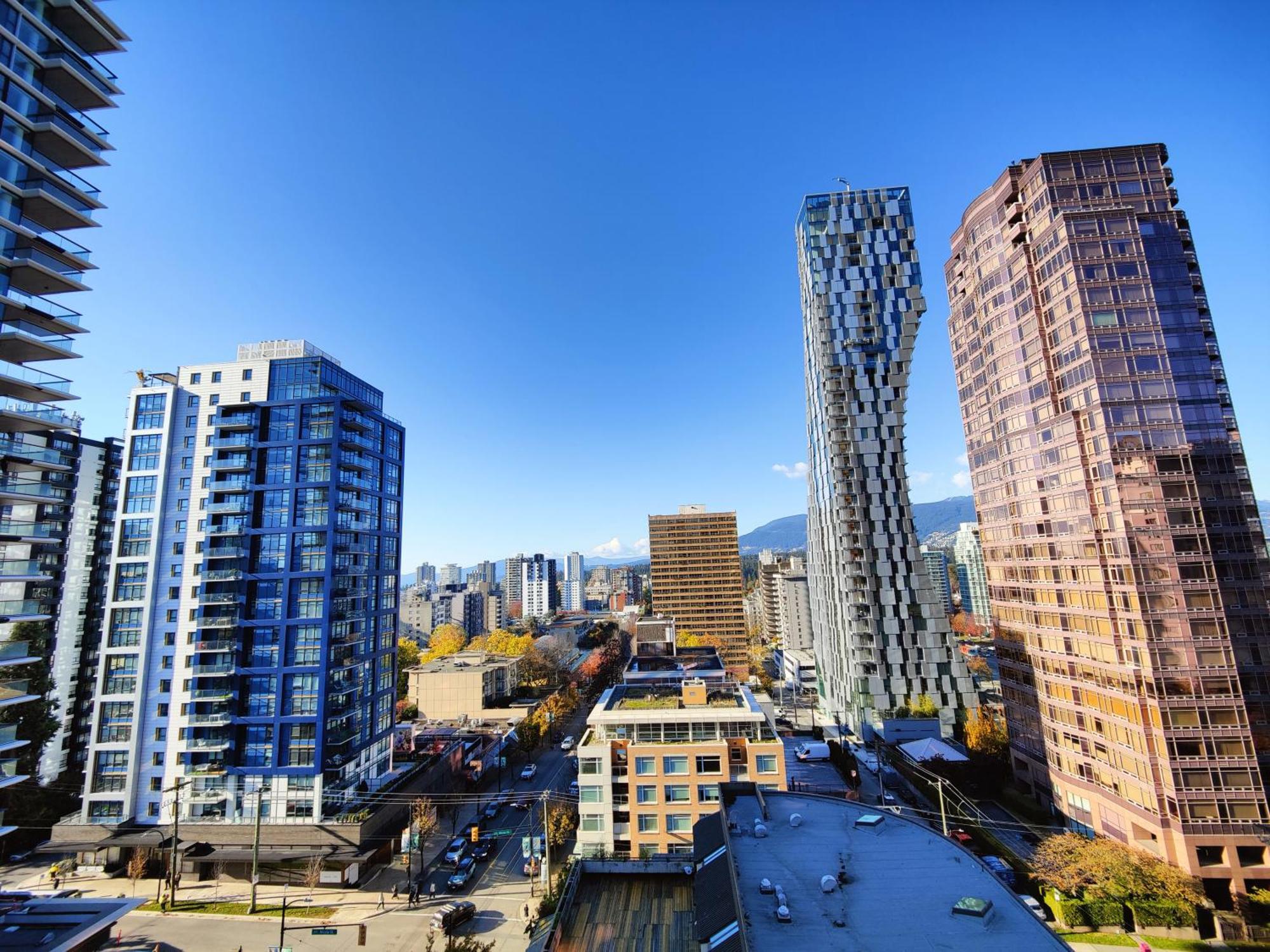 Divya Sutra On Robson Downtown Aparthotel