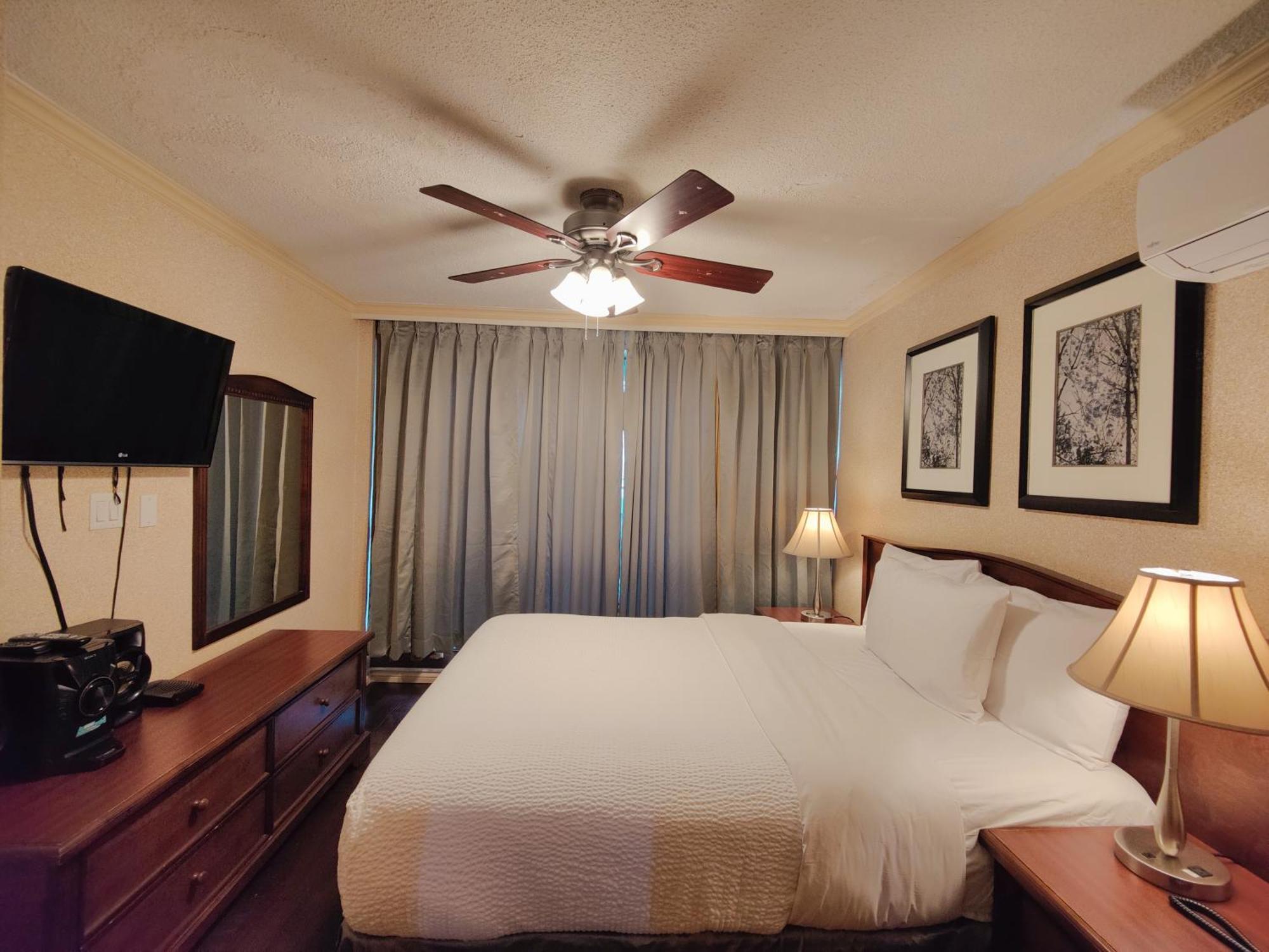 Divya Sutra On Robson Downtown Aparthotel 3*