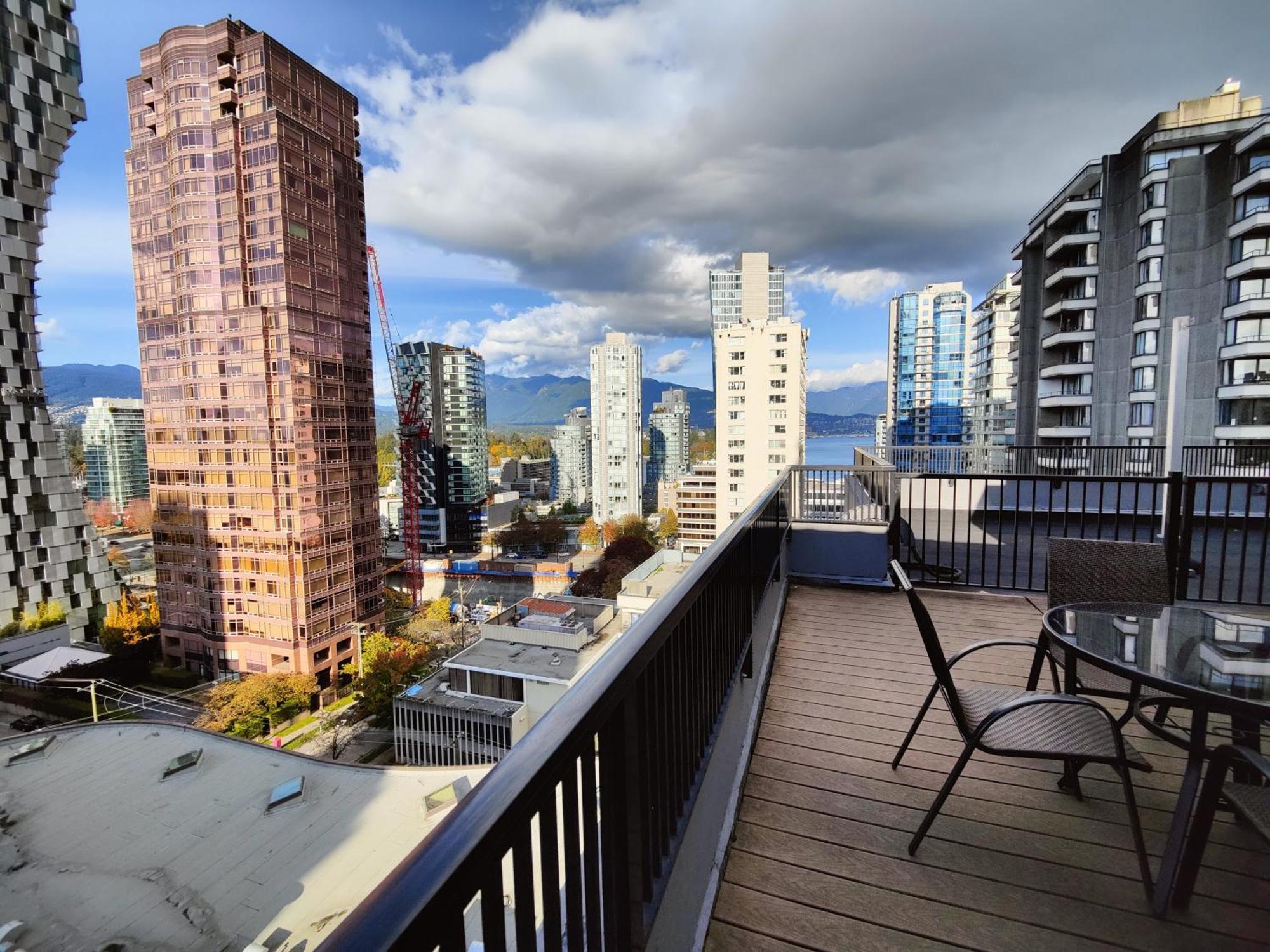 Divya Sutra On Robson Downtown Aparthotel Vancouver