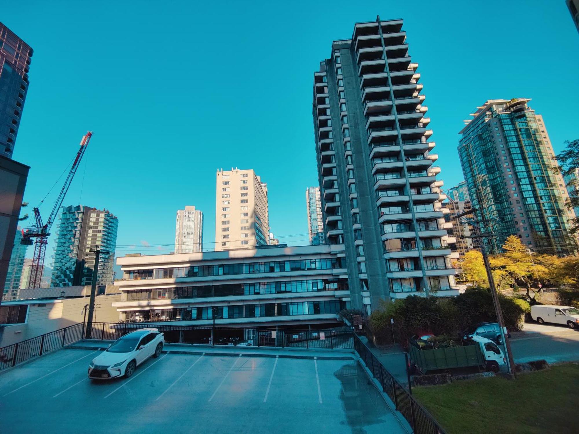 Aparthotel Divya Sutra On Robson Downtown
