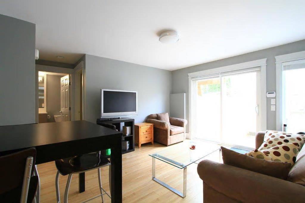 Qe Park Garden 3br 1.5ba *