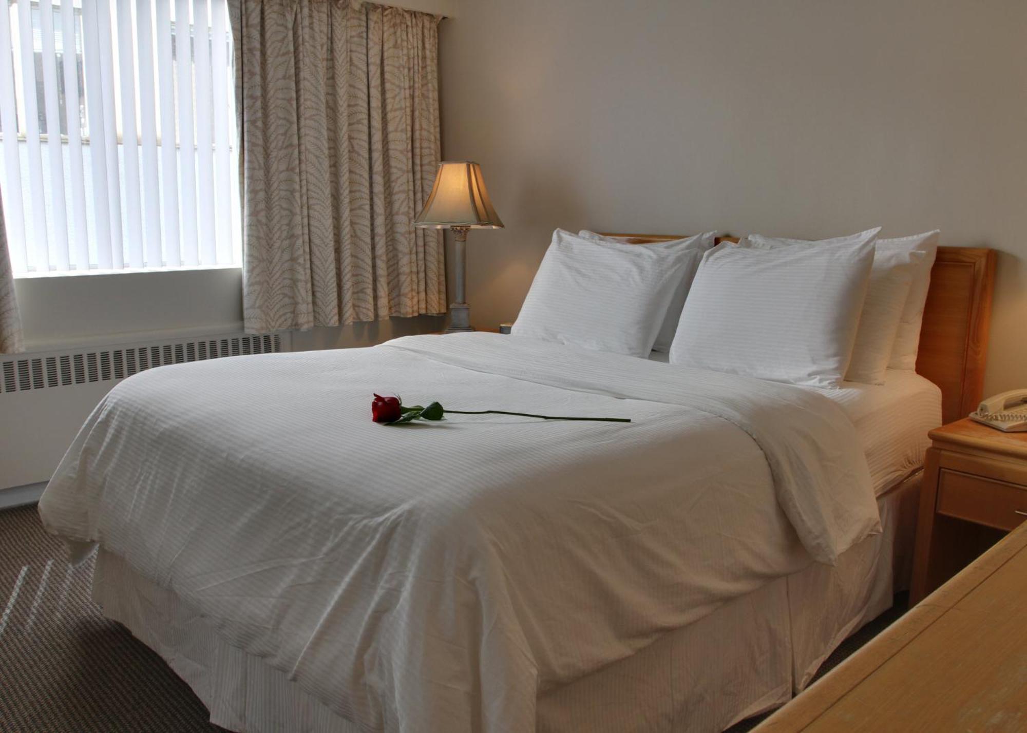 Aparthotel Rosellen At Stanley Park Vancouver