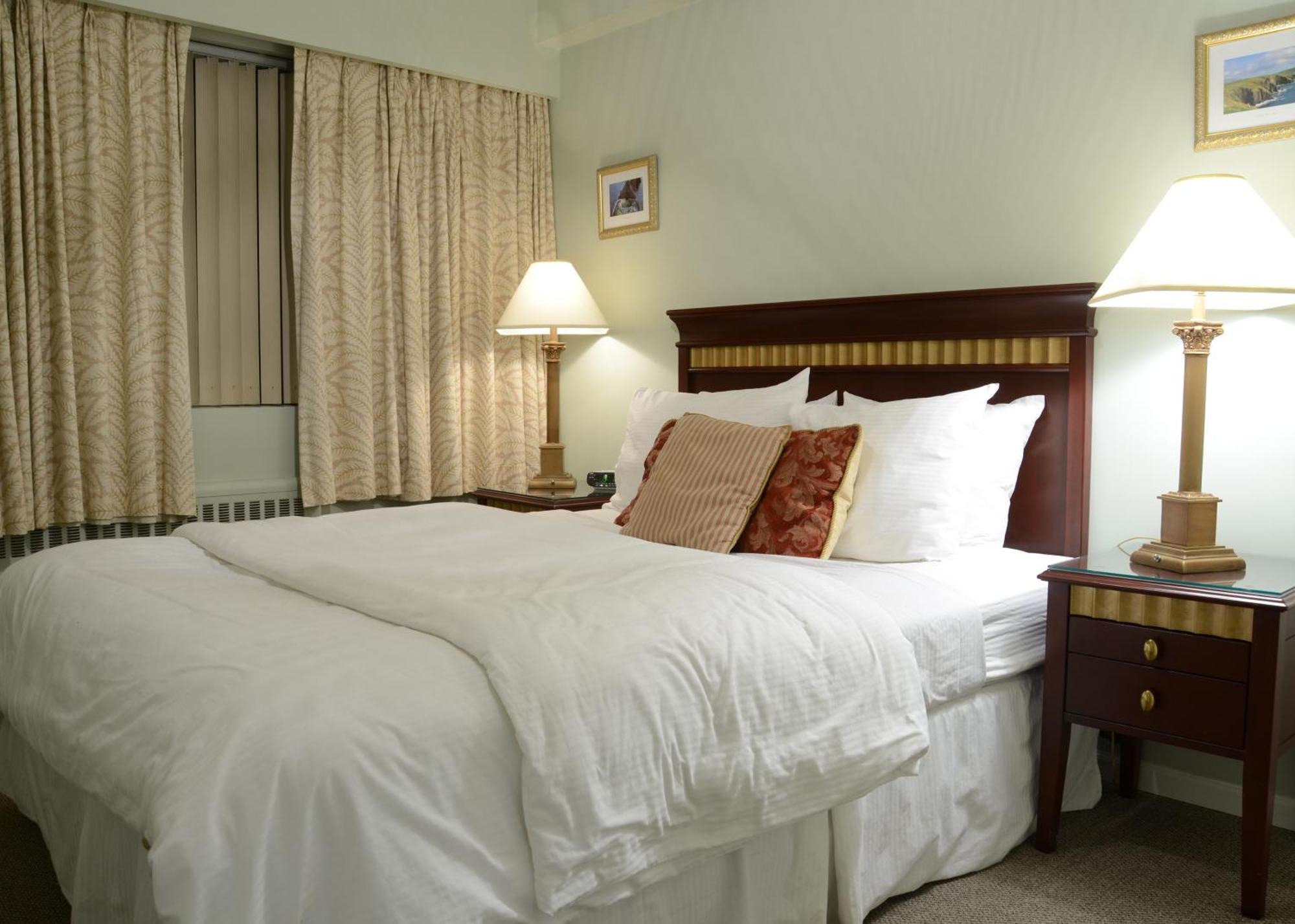 Rosellen At Stanley Park Aparthotel