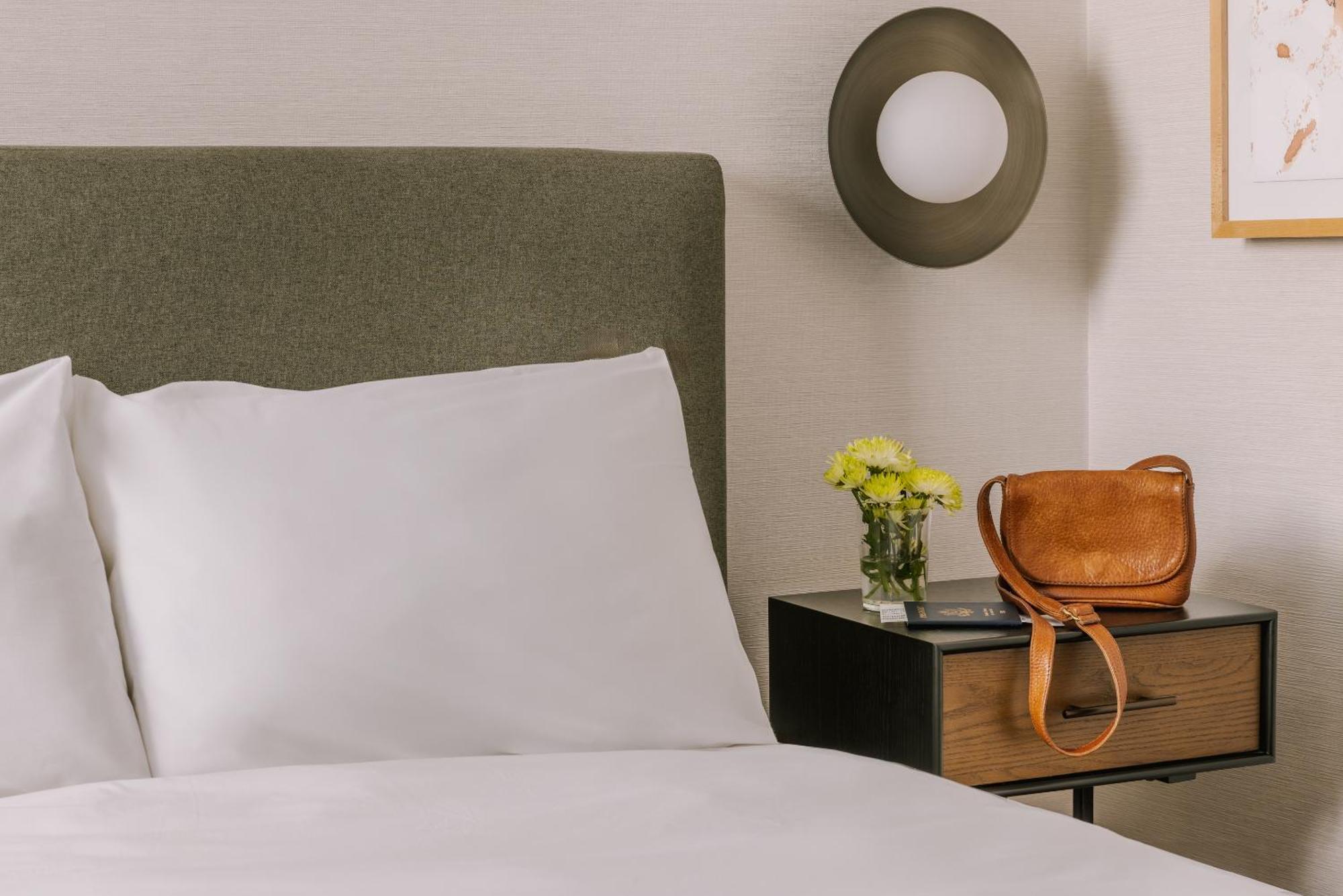 Sonder The Sunset Aparthotel