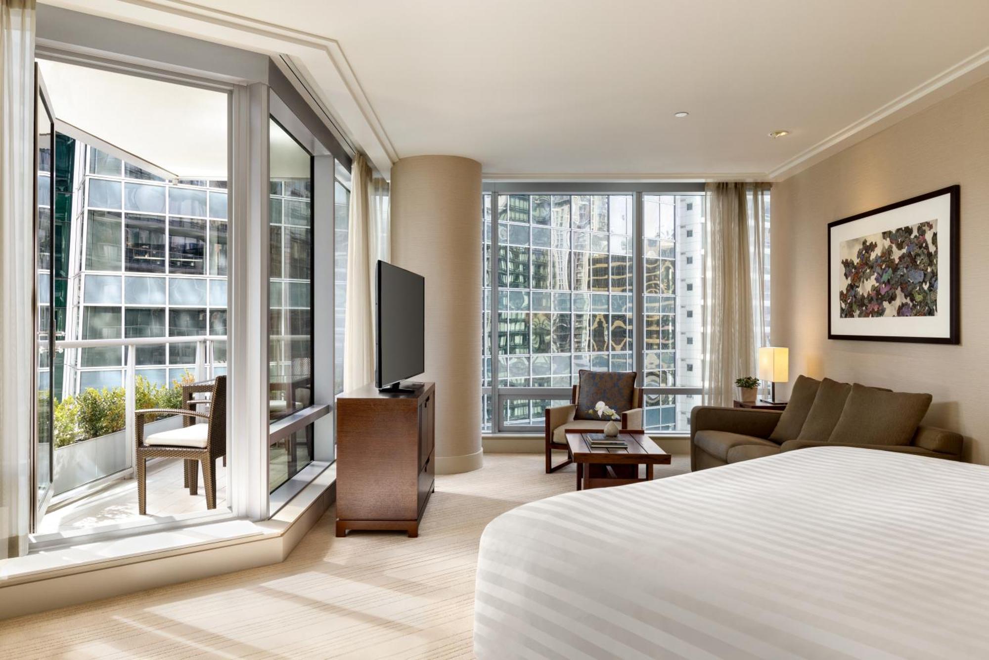 Hyatt Downtown Alberni Hotel 5*