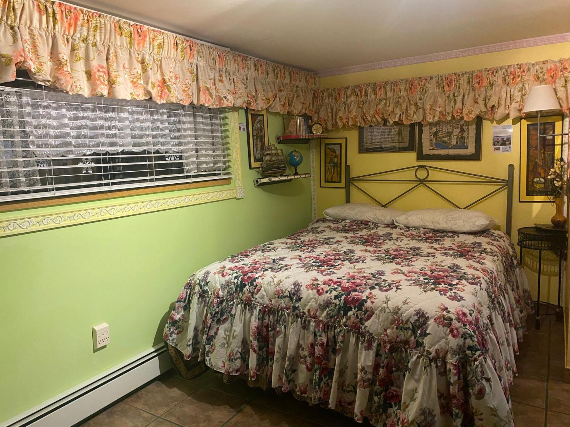Diana'S Luxury Bed And Breakfast 4*