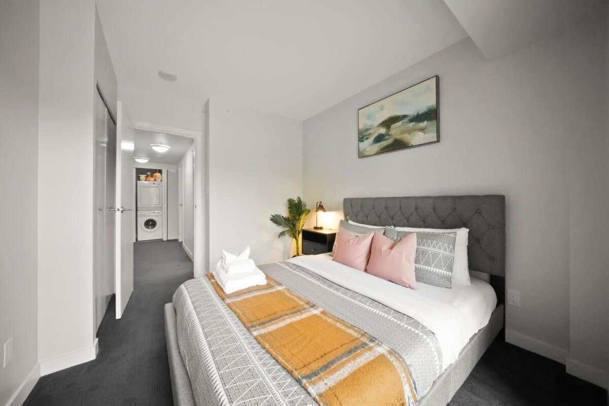 Serene And Chic Townhome By Dt With Free Parking * Vancouver