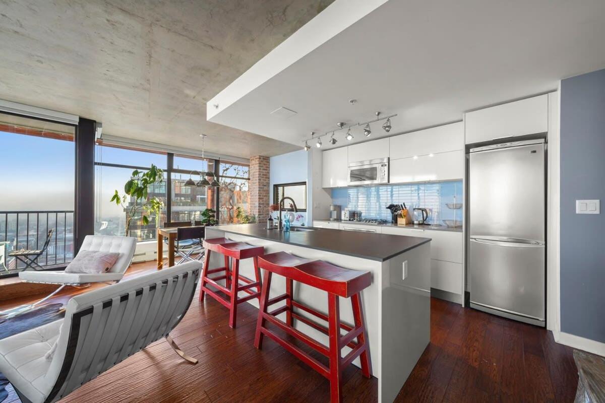 Apartment Breathtaking Water Views Downtown With Free Parking