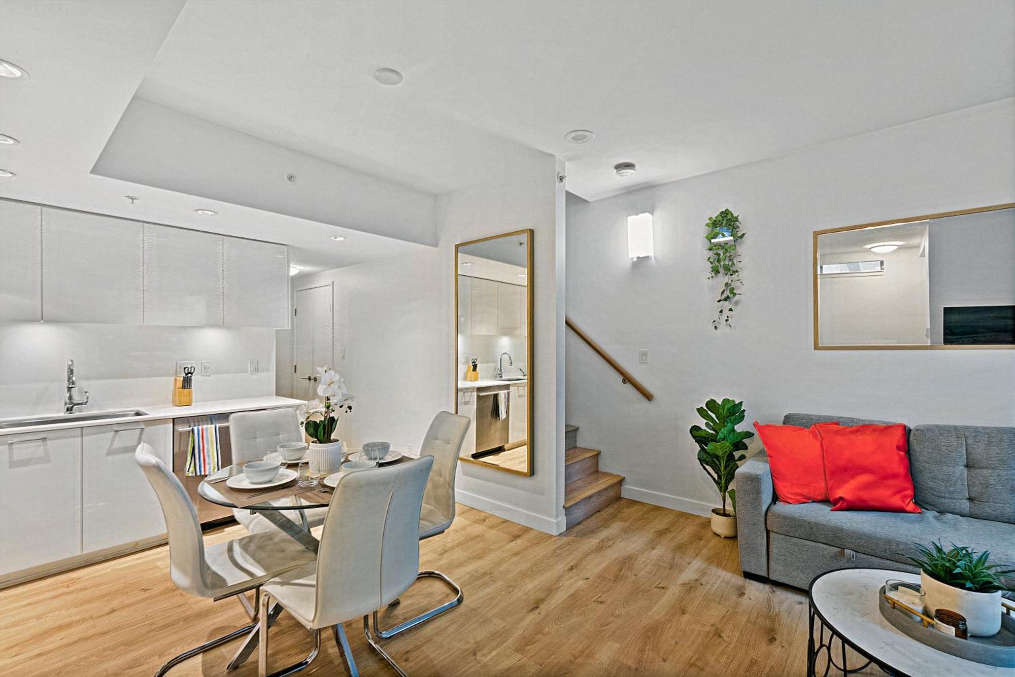 Elegant & Cozy Two-bedroom Duplex In The Heart Of Yaletown