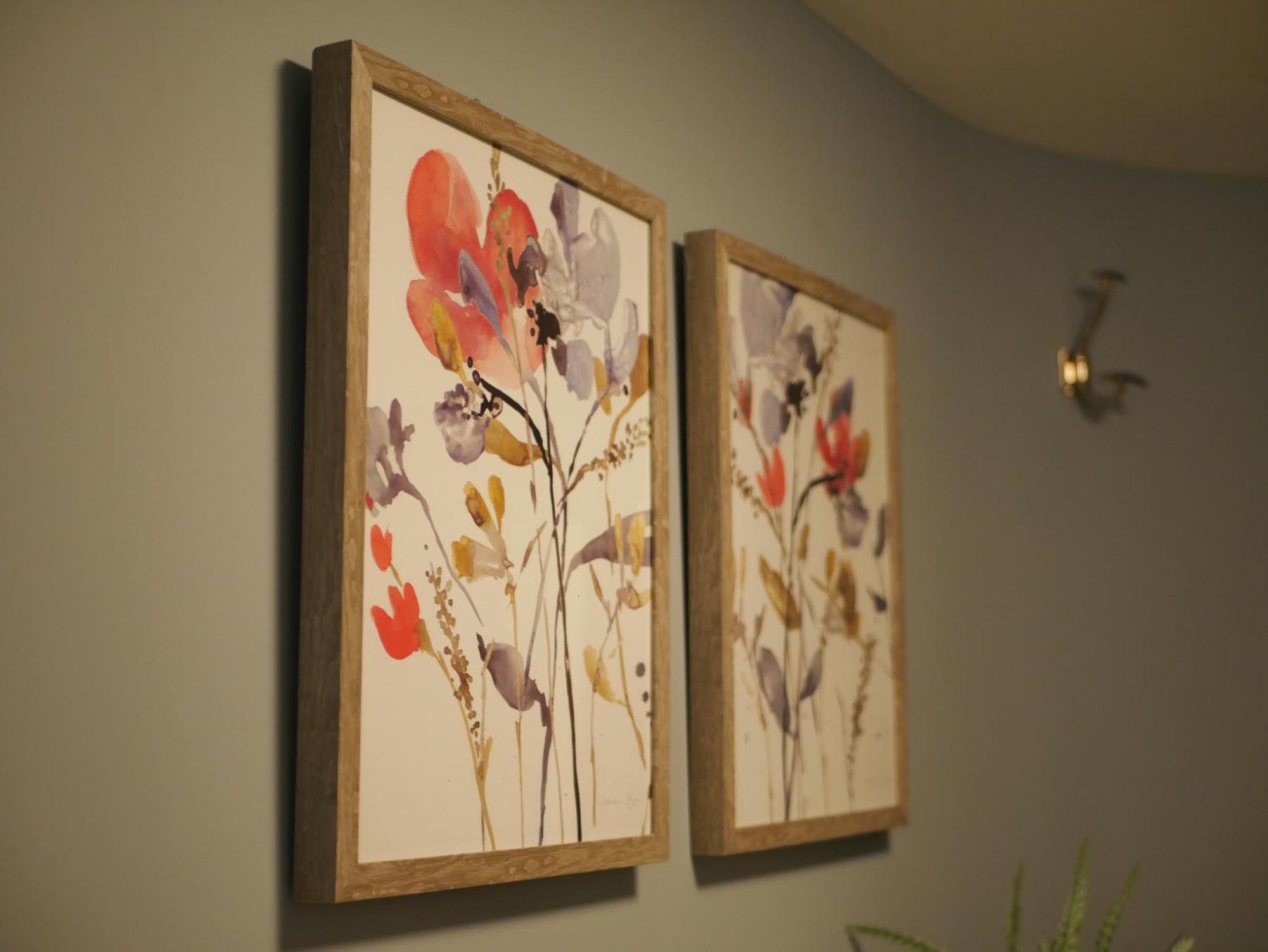 Kool Kits! Family-run & Near Ubc, Downtown, Nature Apartment *