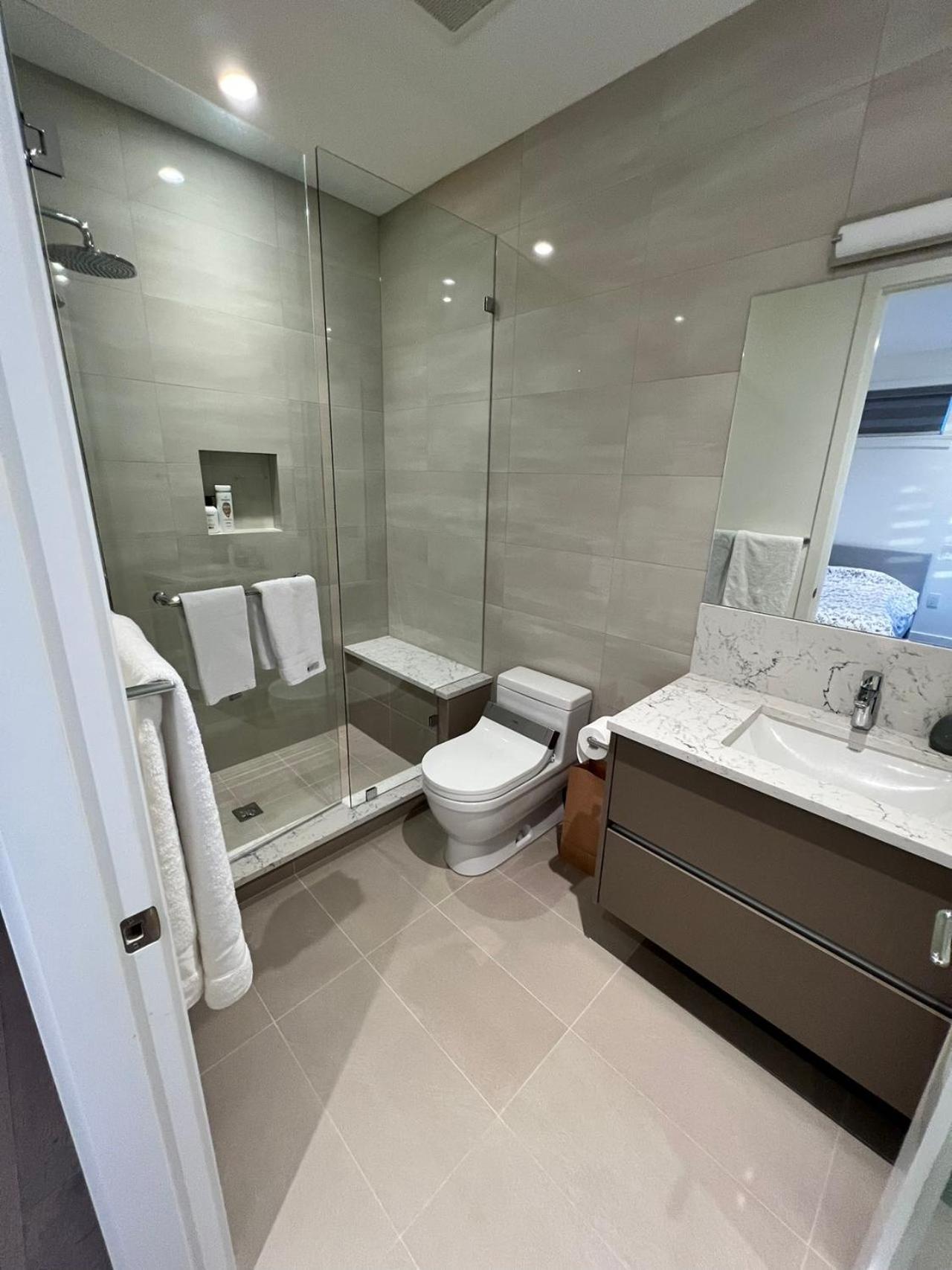 Homestay Luxury Modern New House In