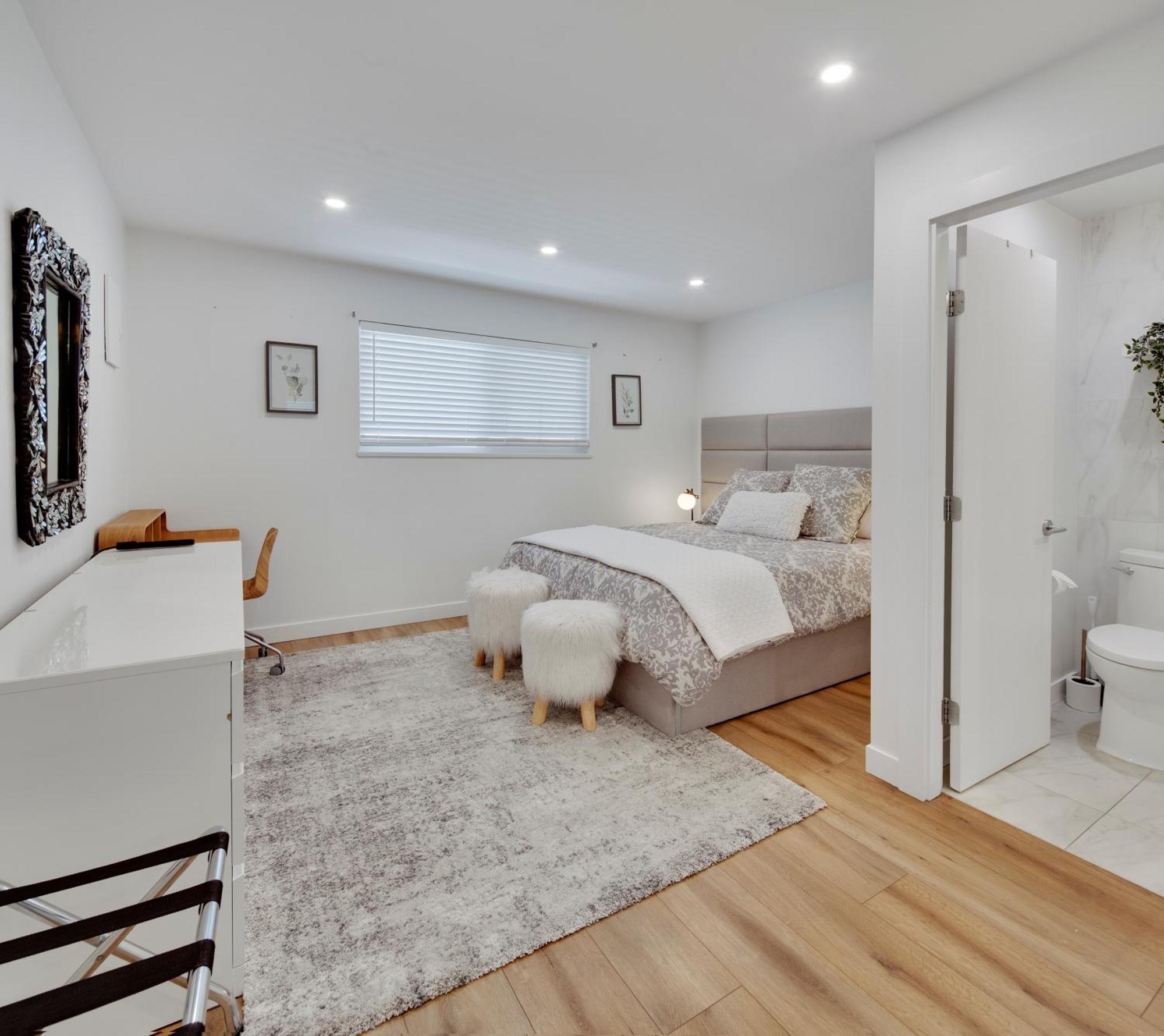 Three Bedroom On The Edge Of Downtown With Ac * Vancouver