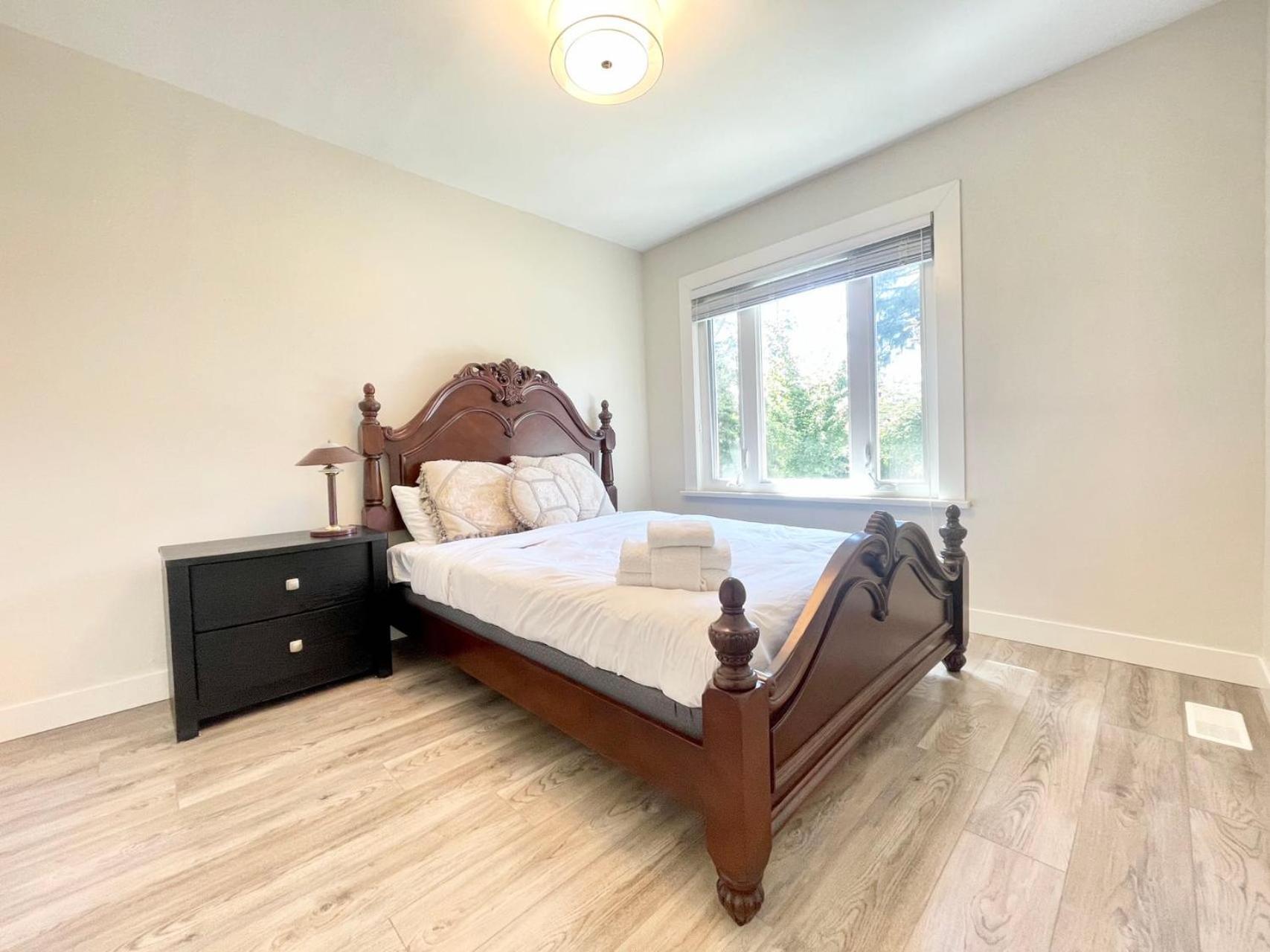 Spacious 5bd Retreat In Van Holiday home