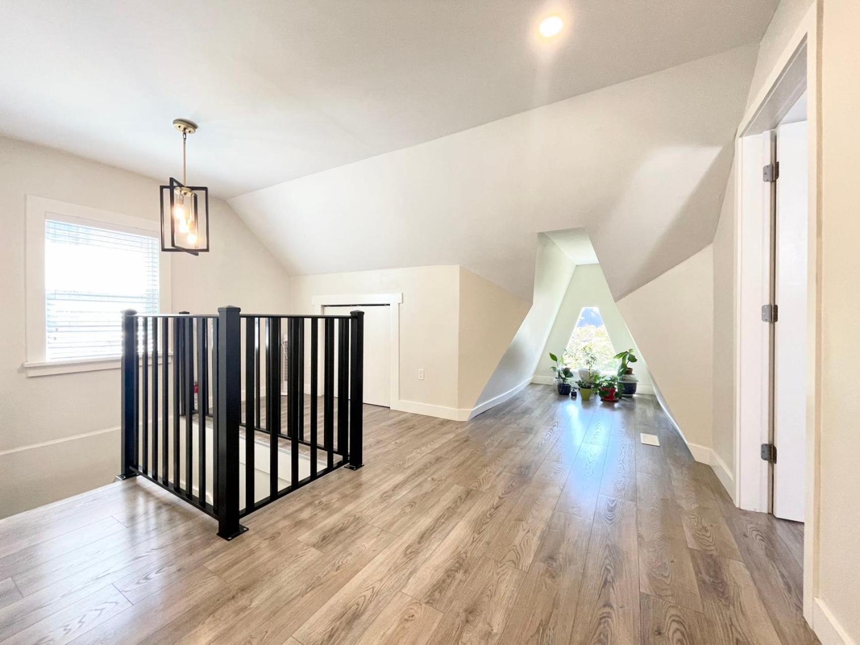 Spacious 5bd Retreat In Van Vancouver