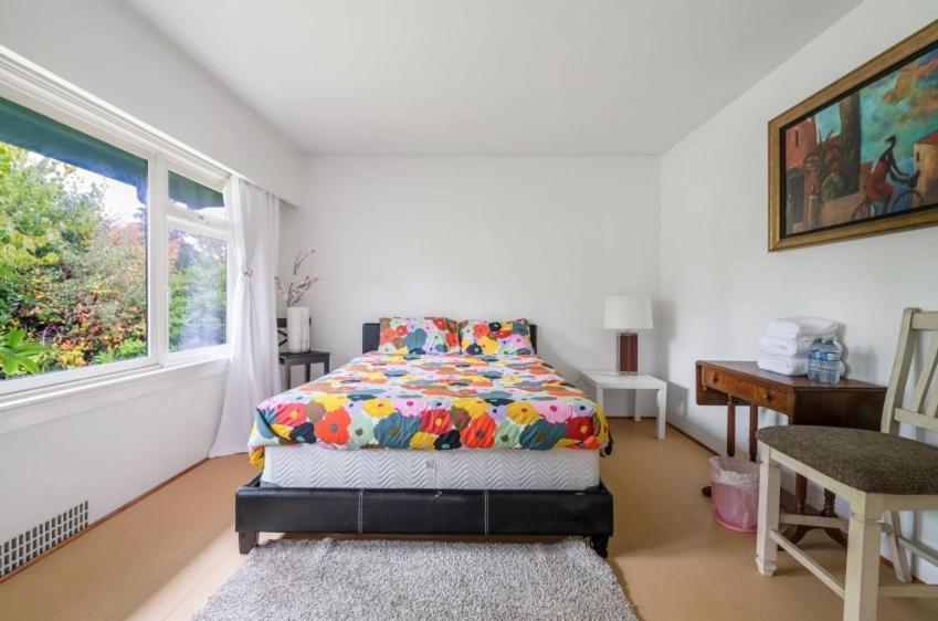 Spacious Bedroom House In With Modern Amenities Vancouver
