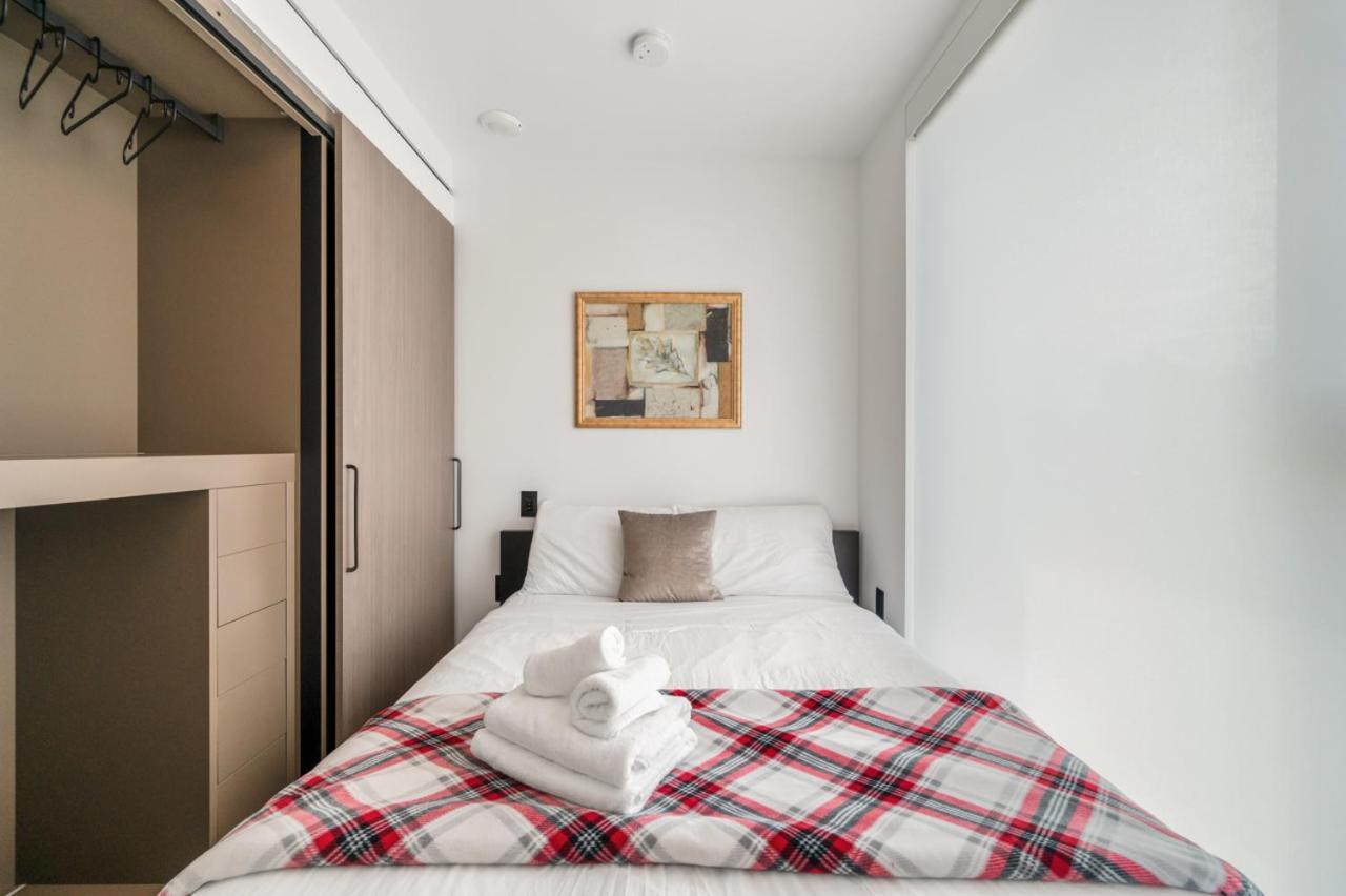 Apartment Luxury High-rise With Stunning Views Vancouver