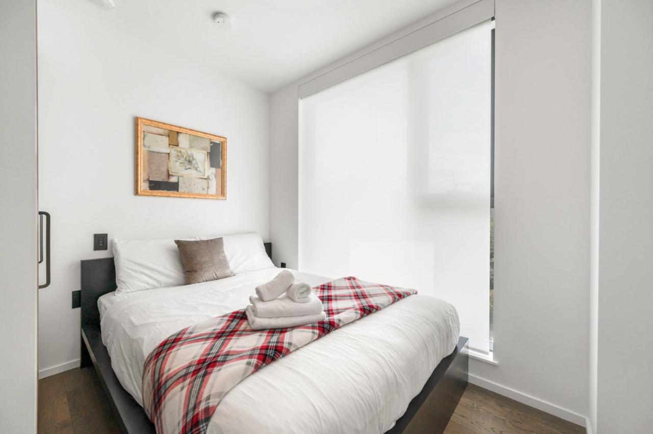 Apartment Luxury High-rise With Stunning Views Vancouver