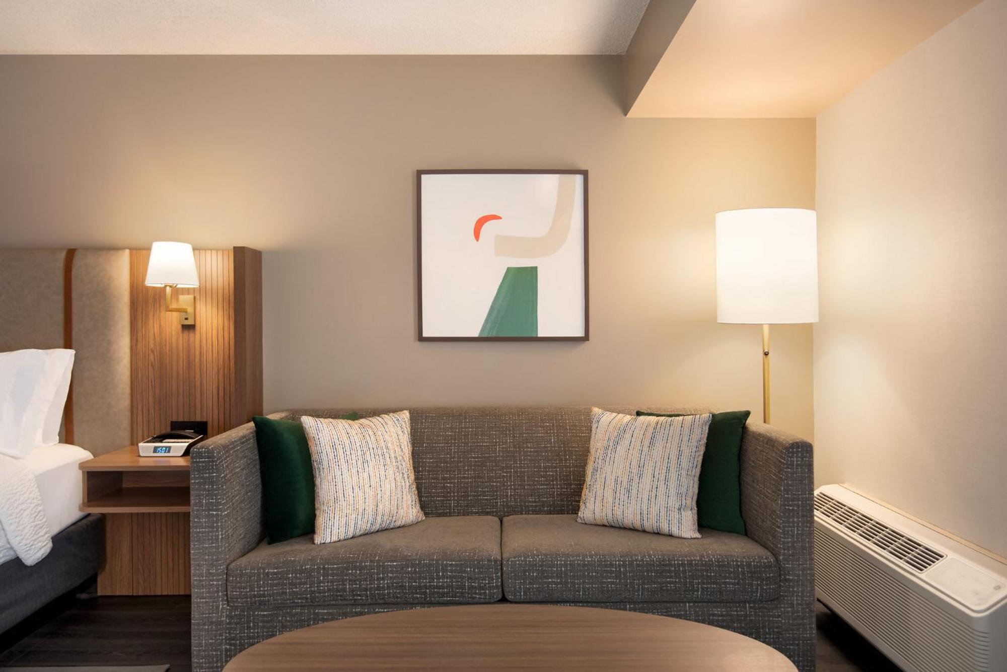 Hotel & Downtown By Ihg Vancouver