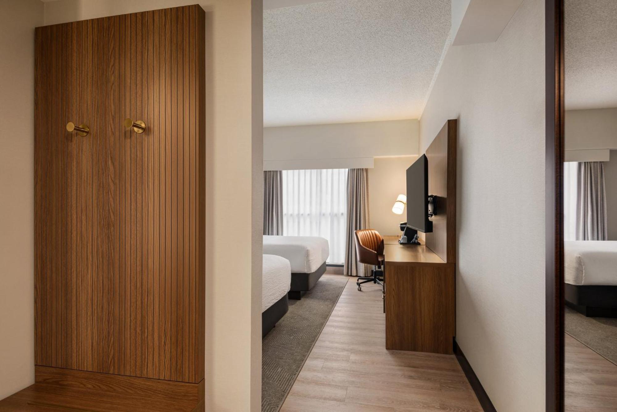 & Downtown By Ihg 3* Vancouver