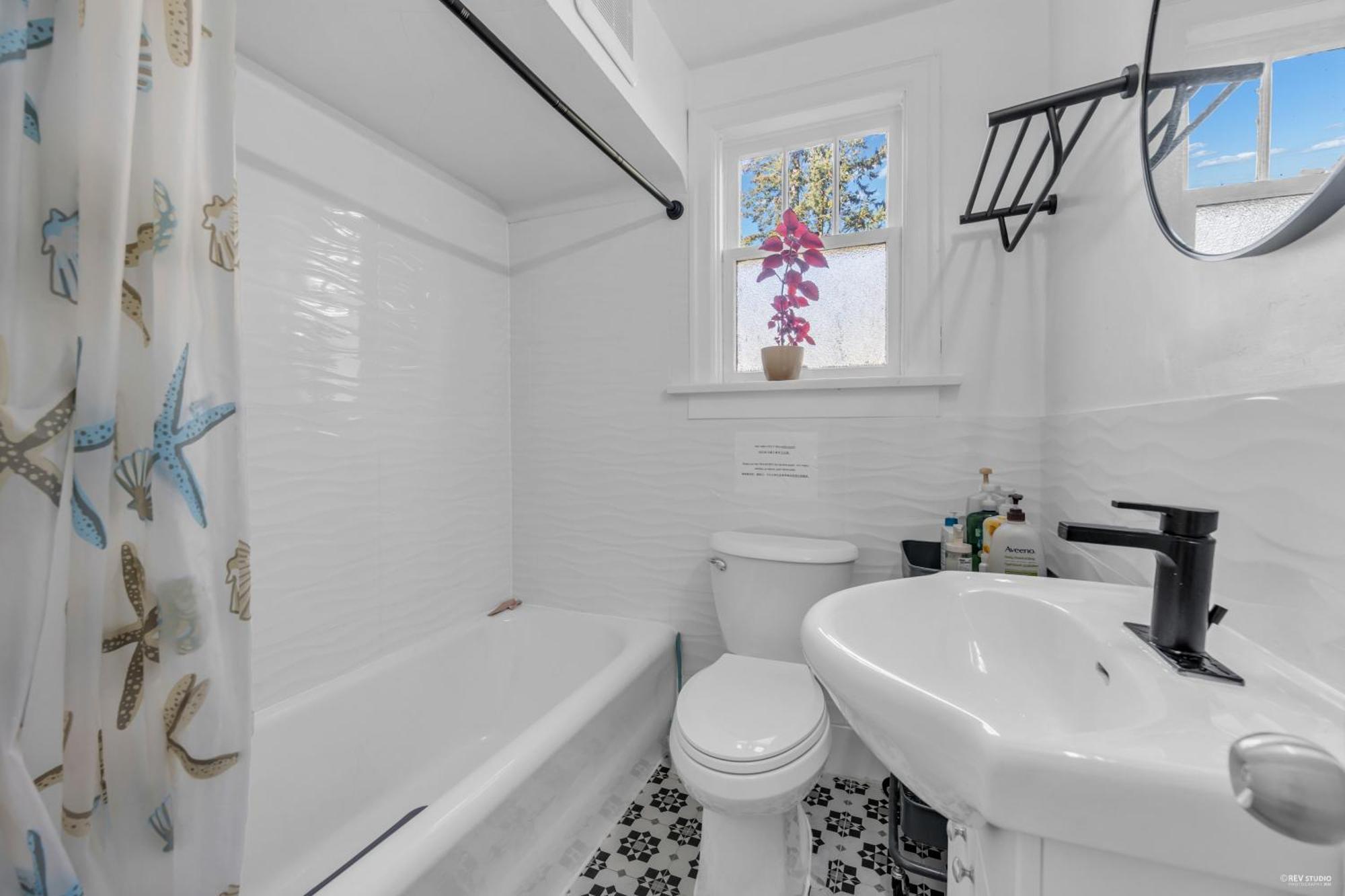 Comfort Two Bedrooms In Main Floor Homestay Vancouver