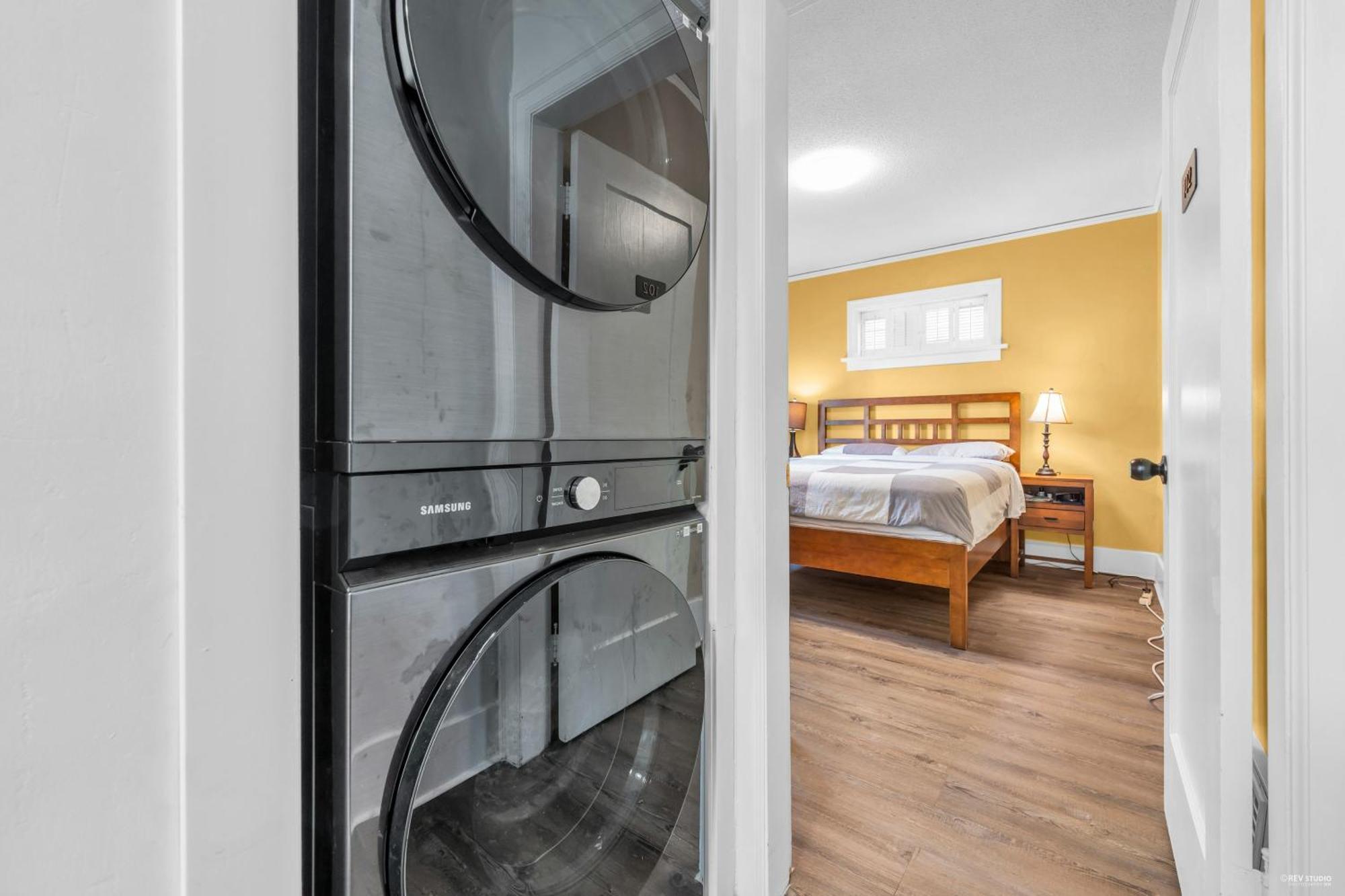 Comfort Two Bedrooms In Main Floor Homestay Vancouver