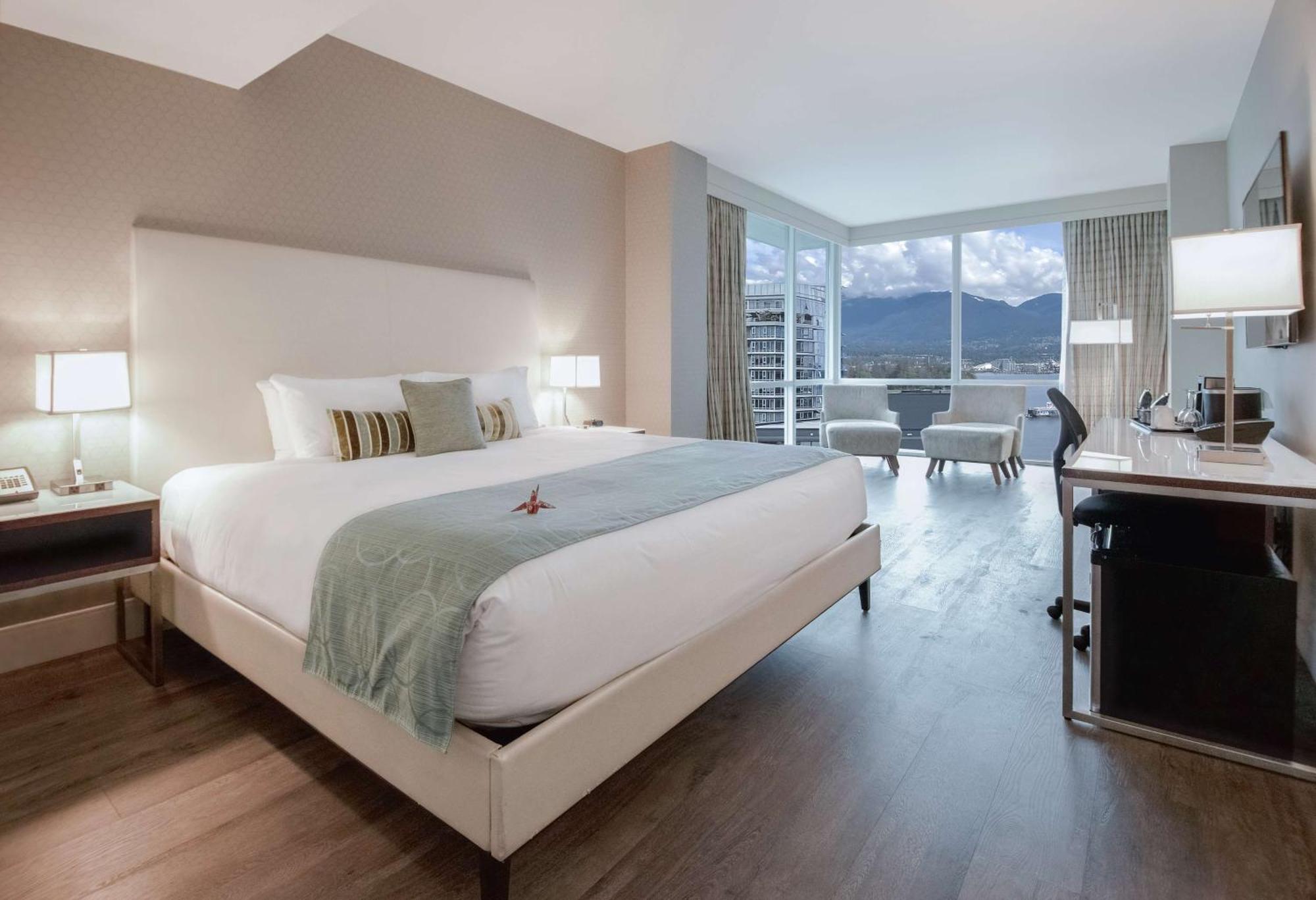 Coast Coal Harbour By Apa Hotel