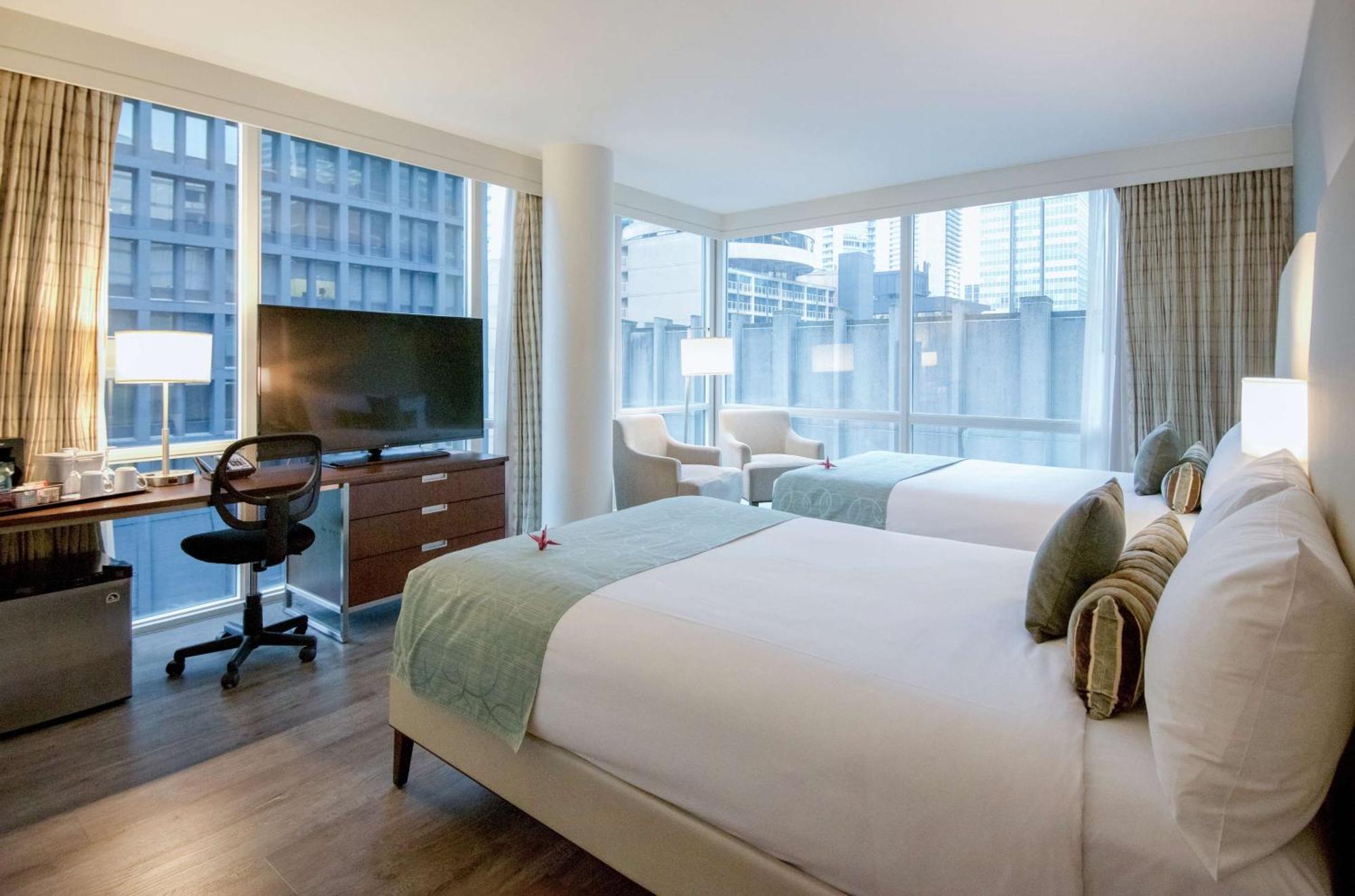Hotel Coast Coal Harbour By Apa 4*